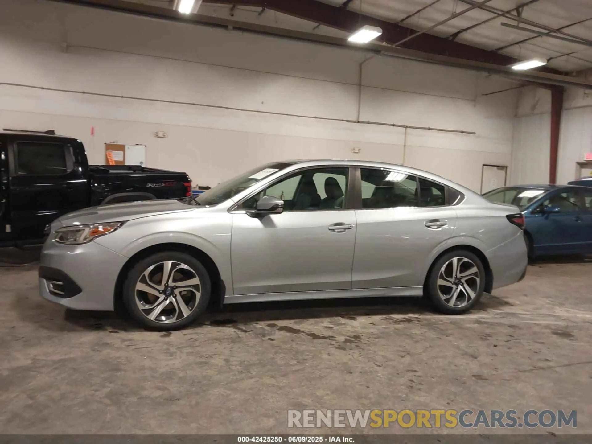 14 Photograph of a damaged car 4S3BWAN68L3018436 SUBARU LEGACY 2020