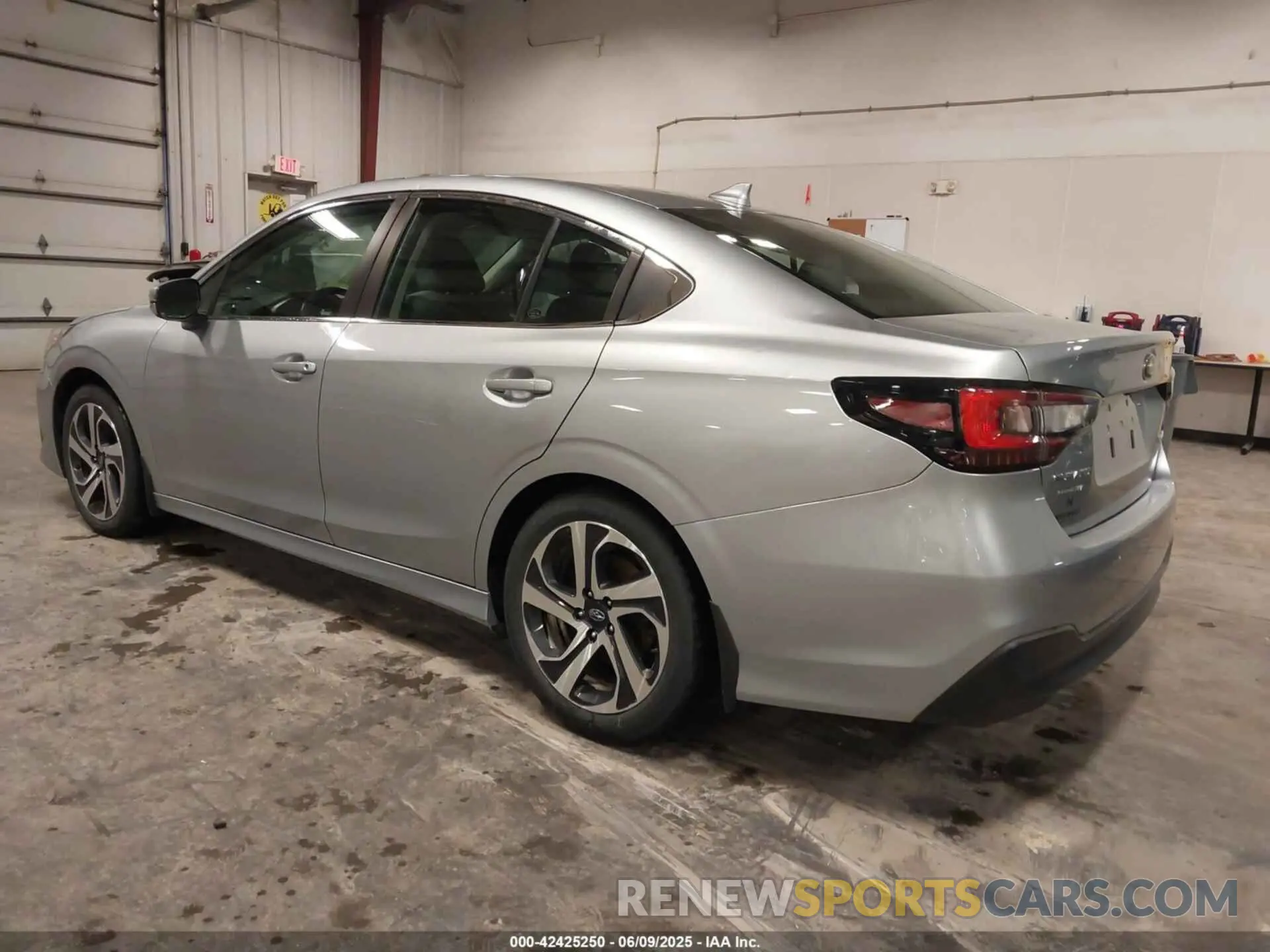 3 Photograph of a damaged car 4S3BWAN68L3018436 SUBARU LEGACY 2020