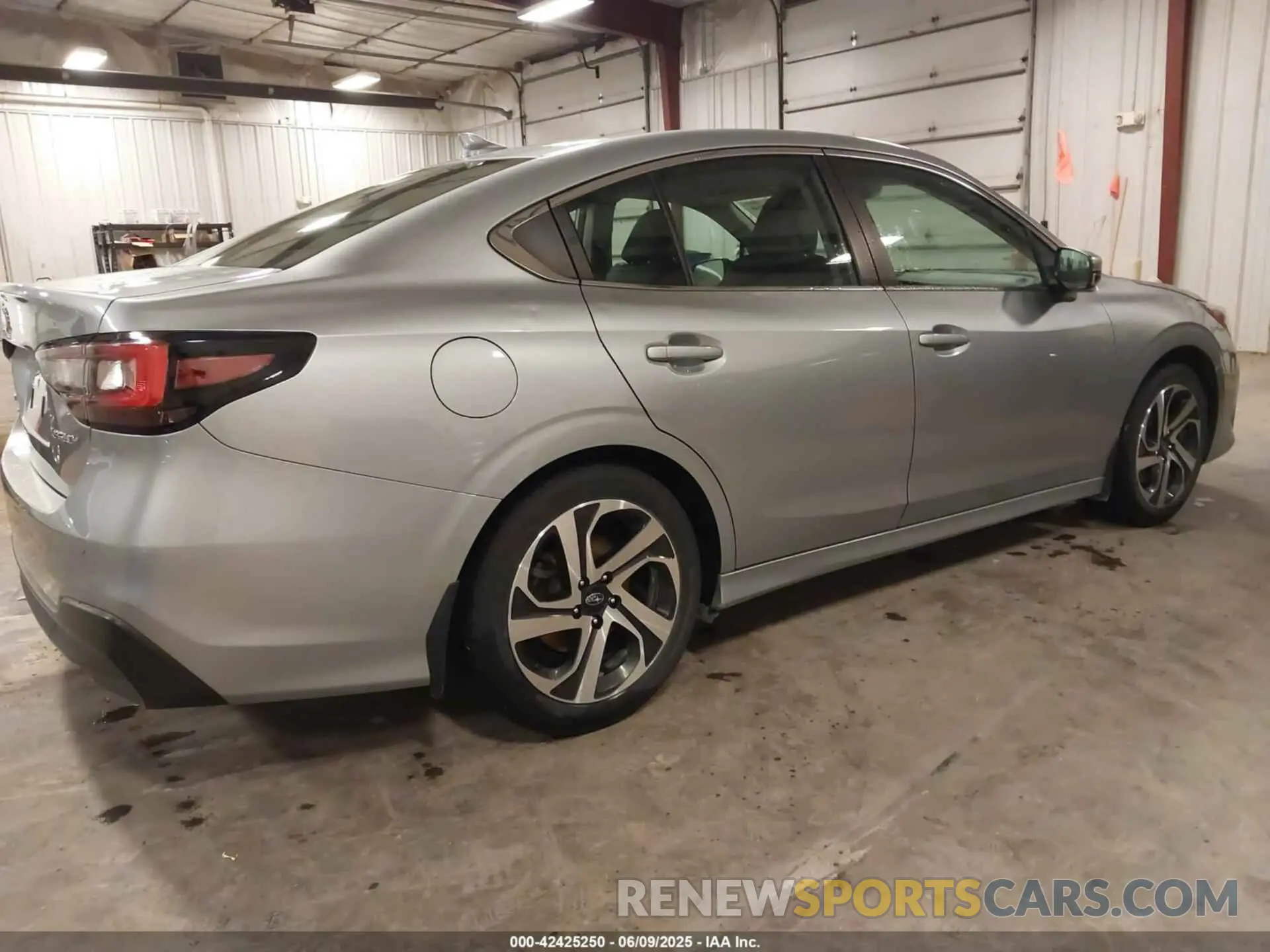 4 Photograph of a damaged car 4S3BWAN68L3018436 SUBARU LEGACY 2020