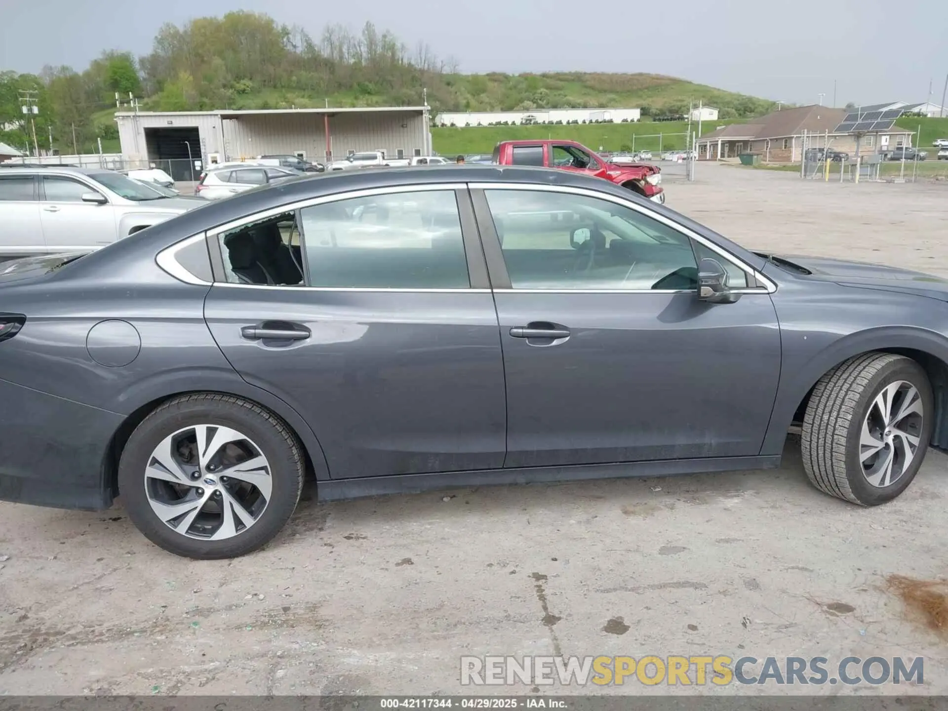 13 Photograph of a damaged car 4S3BWAC6XM3015767 SUBARU LEGACY 2021