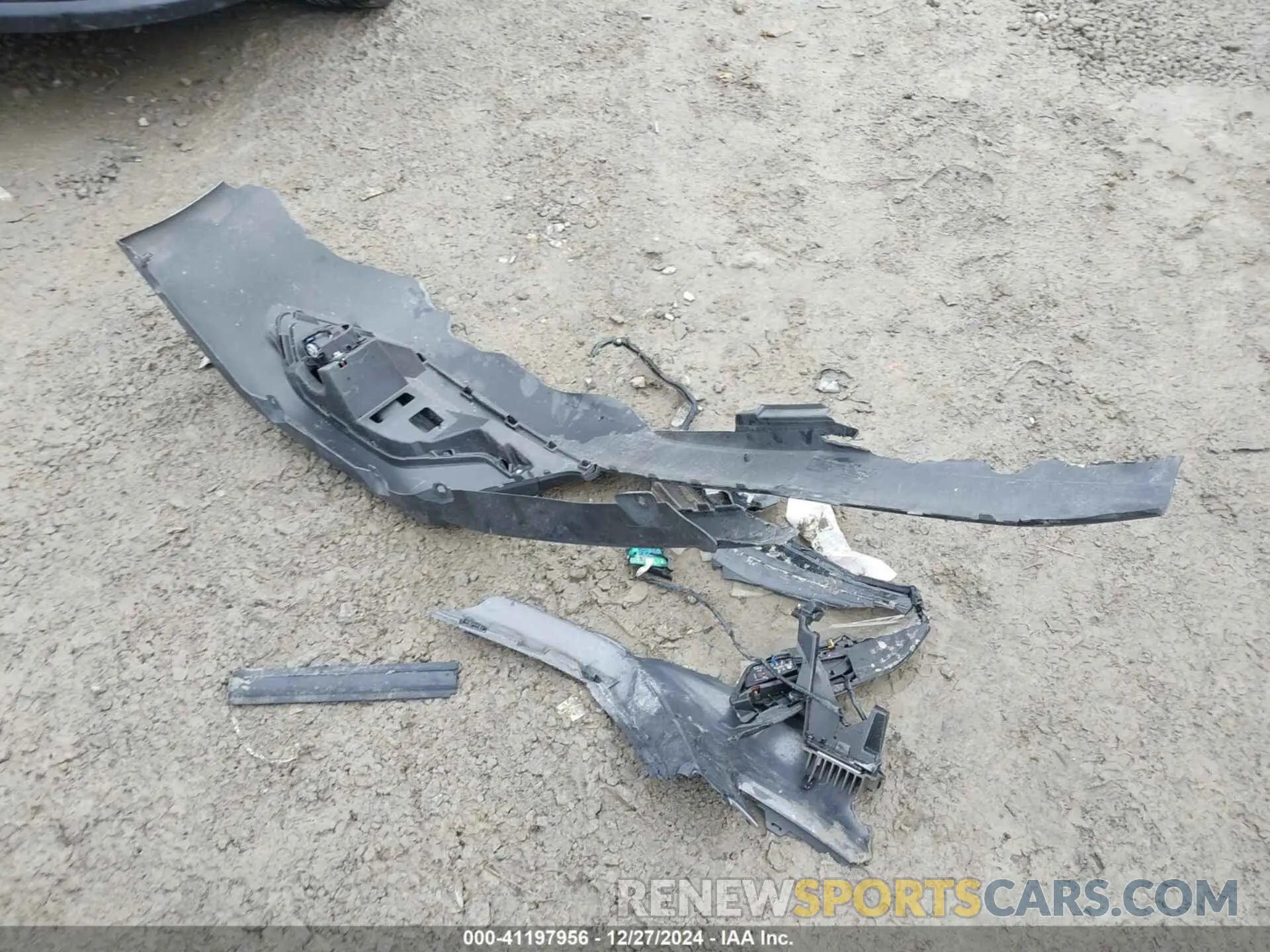 12 Photograph of a damaged car 4S3BWAD66M3014405 SUBARU LEGACY 2021