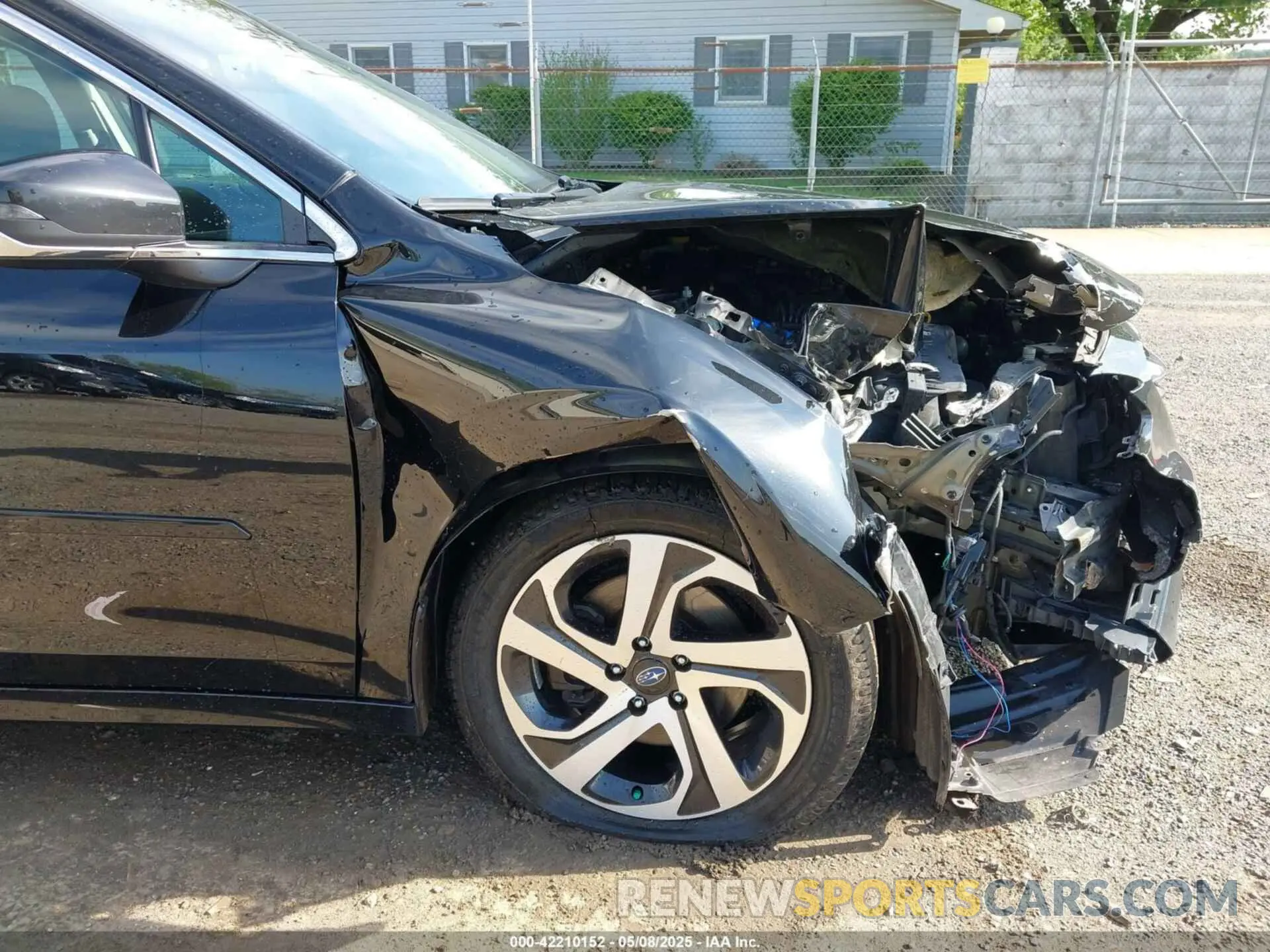 18 Photograph of a damaged car 4S3BWAN63M3002260 SUBARU LEGACY 2021