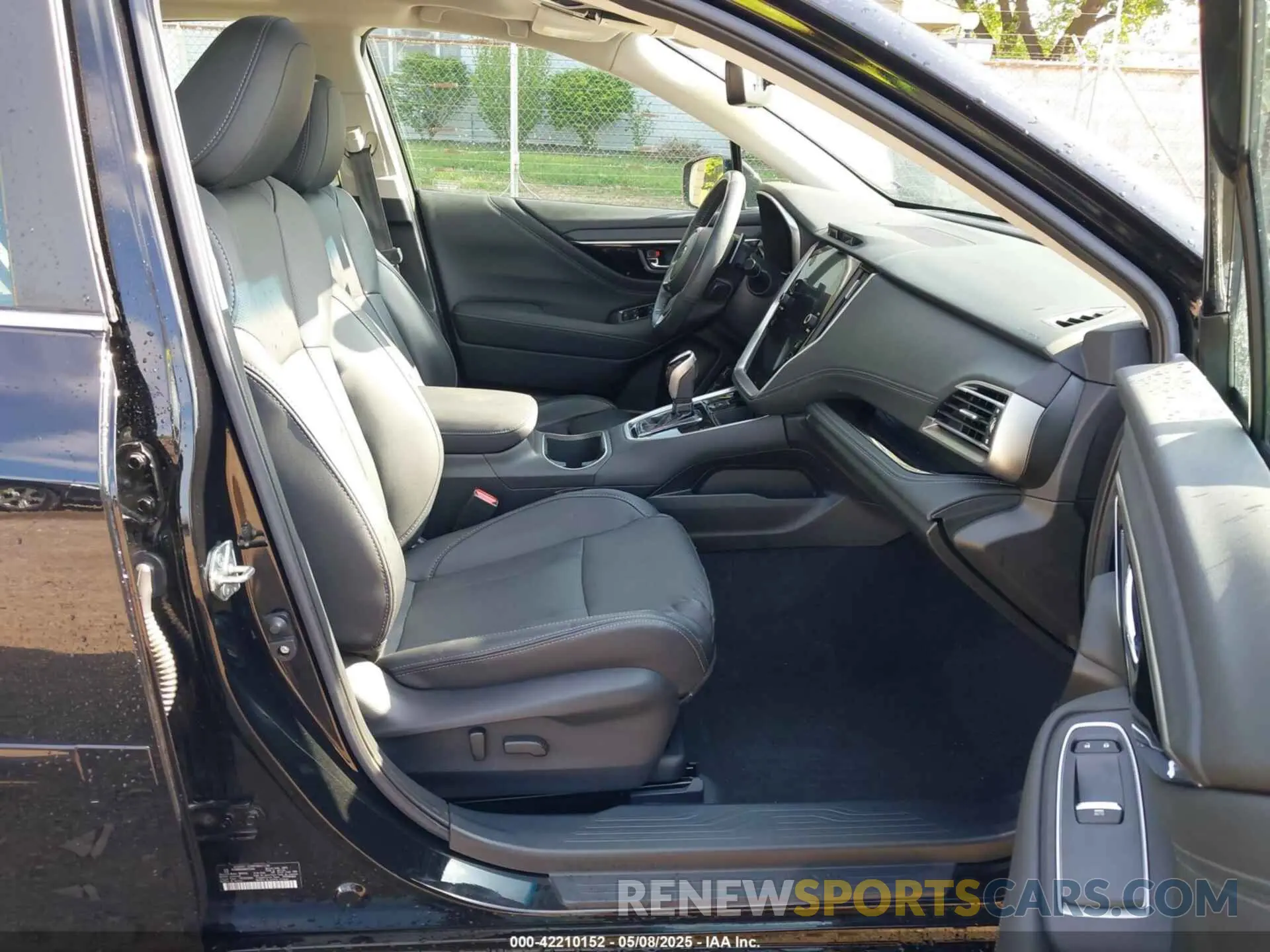 5 Photograph of a damaged car 4S3BWAN63M3002260 SUBARU LEGACY 2021