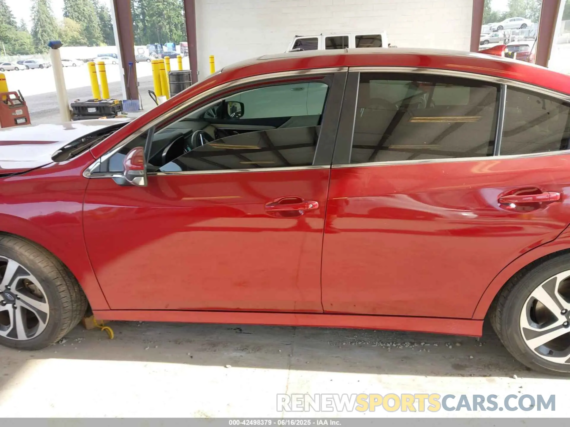 15 Фотография поврежденного автомобиля 4S3BWAN63M3011119 SUBARU LEGACY 2021