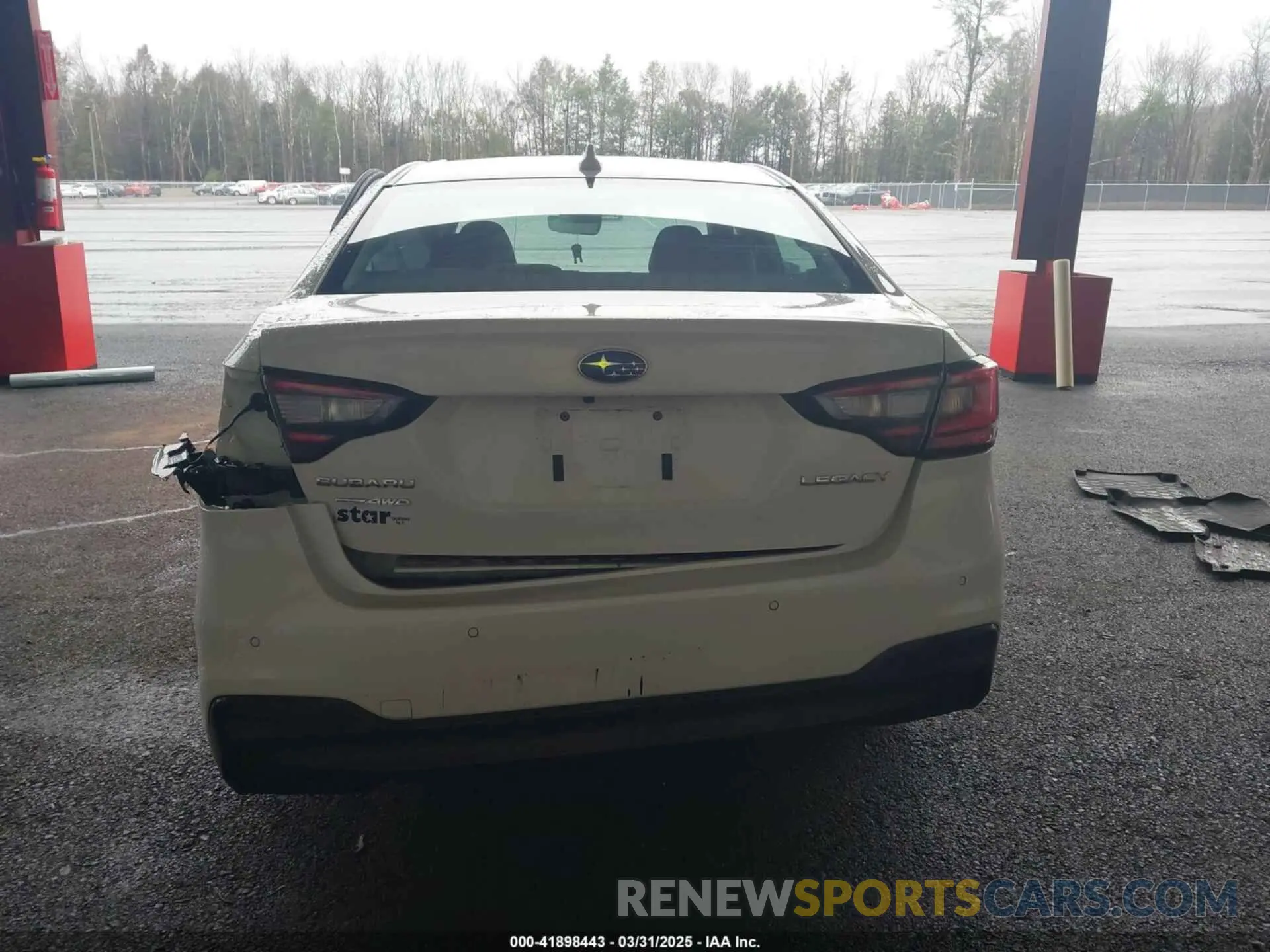 16 Photograph of a damaged car 4S3BWAN64M3005460 SUBARU LEGACY 2021