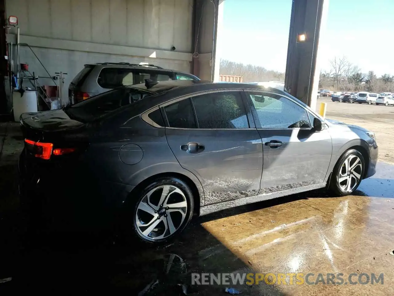 3 Фотография поврежденного автомобиля 4S3BWAN66M3017853 SUBARU LEGACY 2021