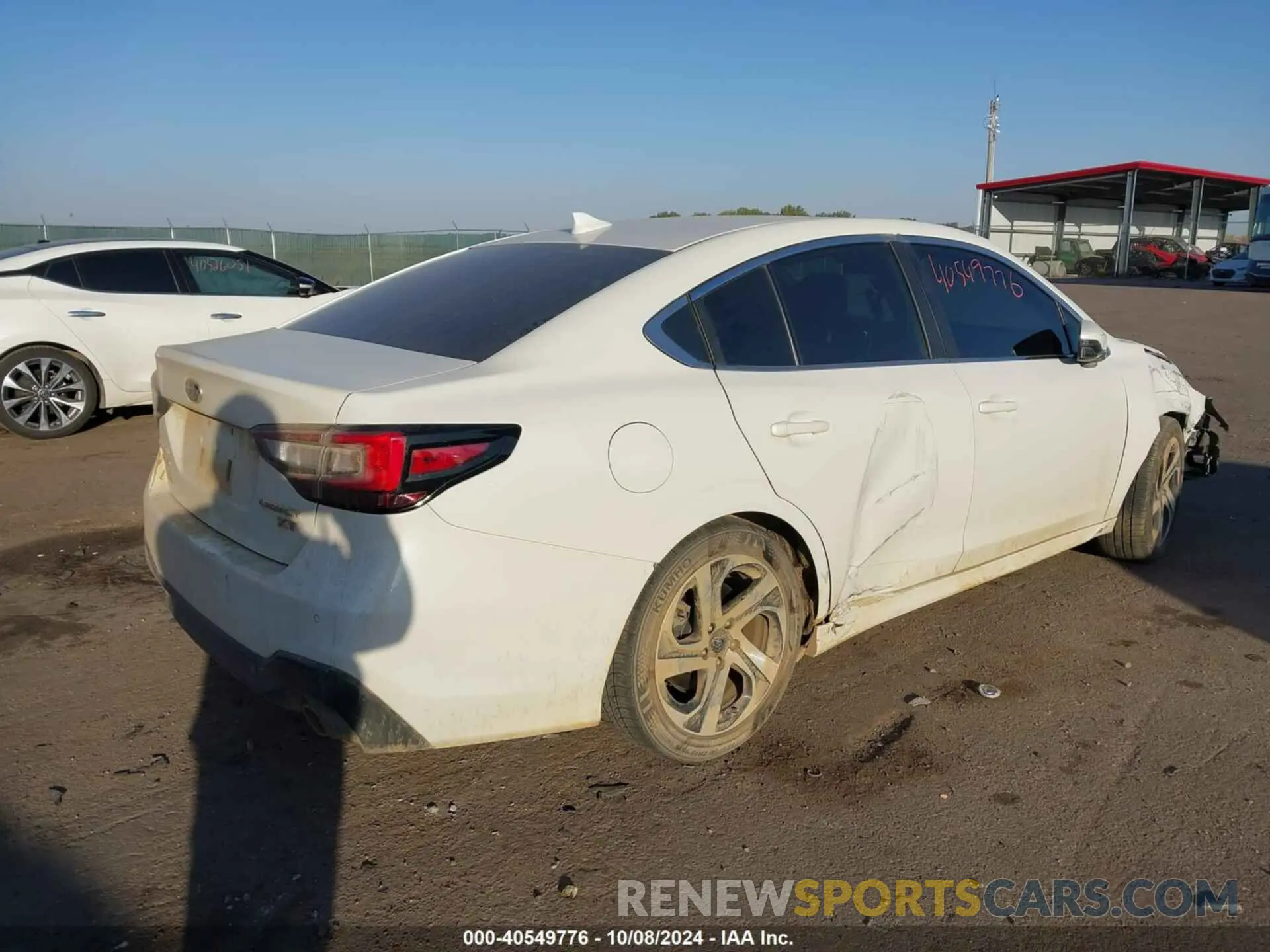 4 Фотография поврежденного автомобиля 4S3BWGN61M3004981 SUBARU LEGACY 2021