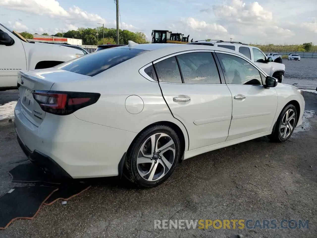 3 Photograph of a damaged car 4S3BWGP61M3015993 SUBARU LEGACY 2021