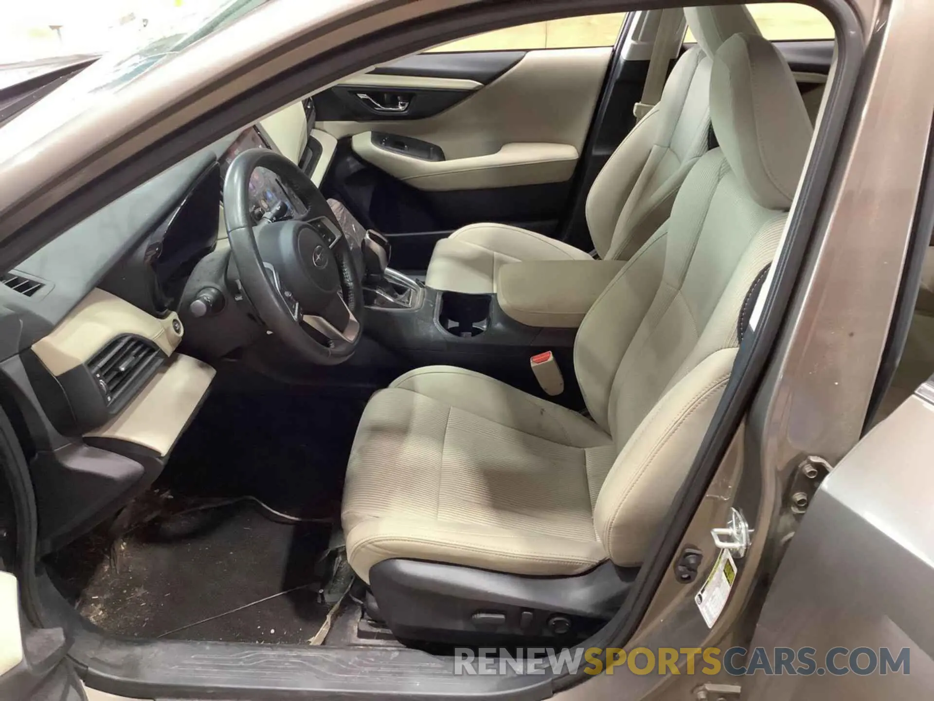 1 Photograph of a damaged car 4S3BWAC66N3007862 SUBARU LEGACY 2022