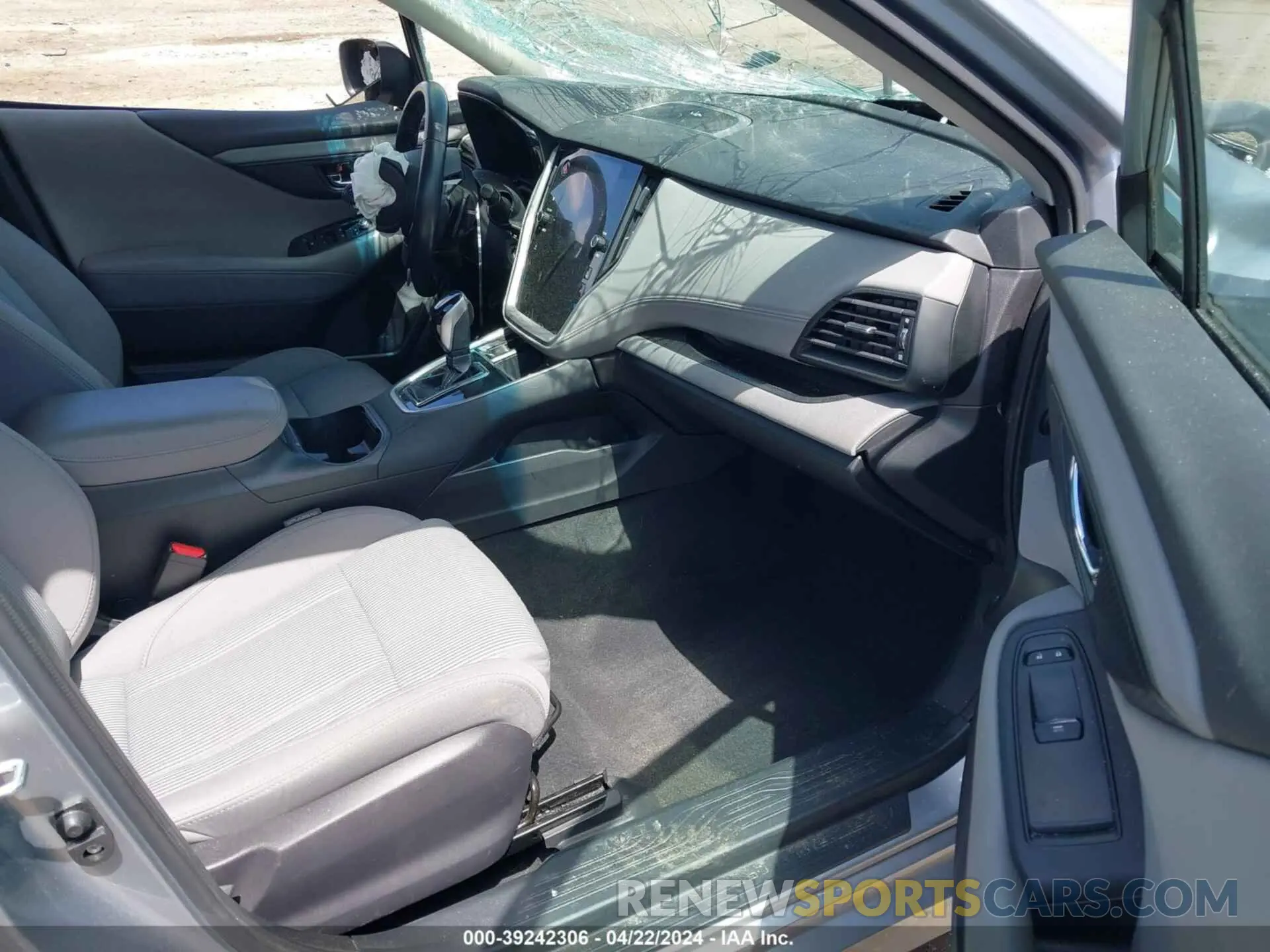 5 Photograph of a damaged car 4S3BWAC66N3012995 SUBARU LEGACY 2022