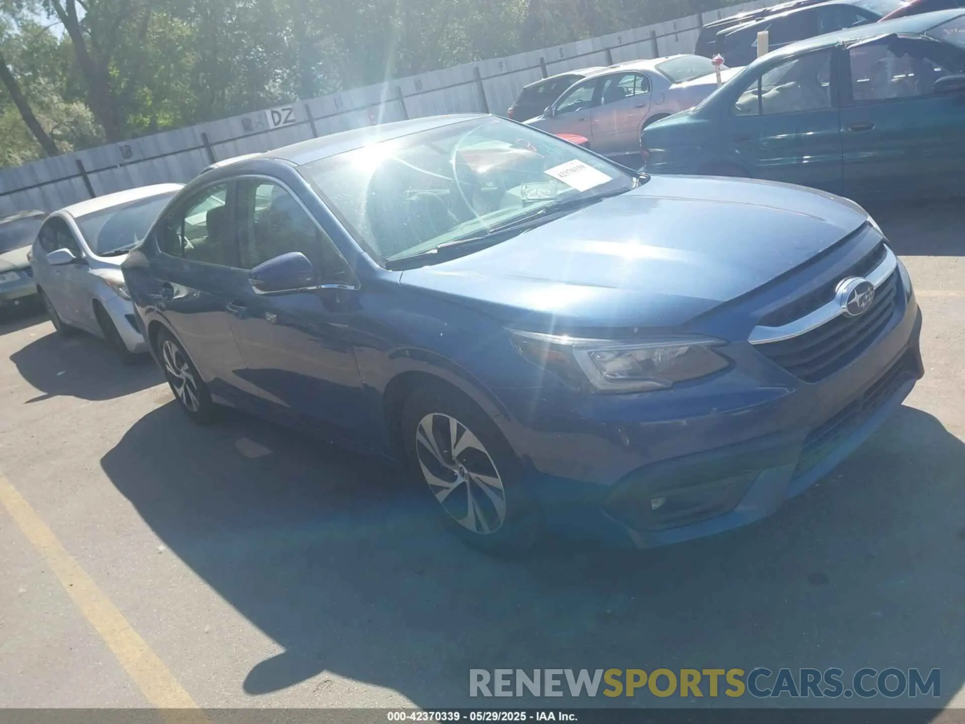 1 Photograph of a damaged car 4S3BWAD61N3022803 SUBARU LEGACY 2022