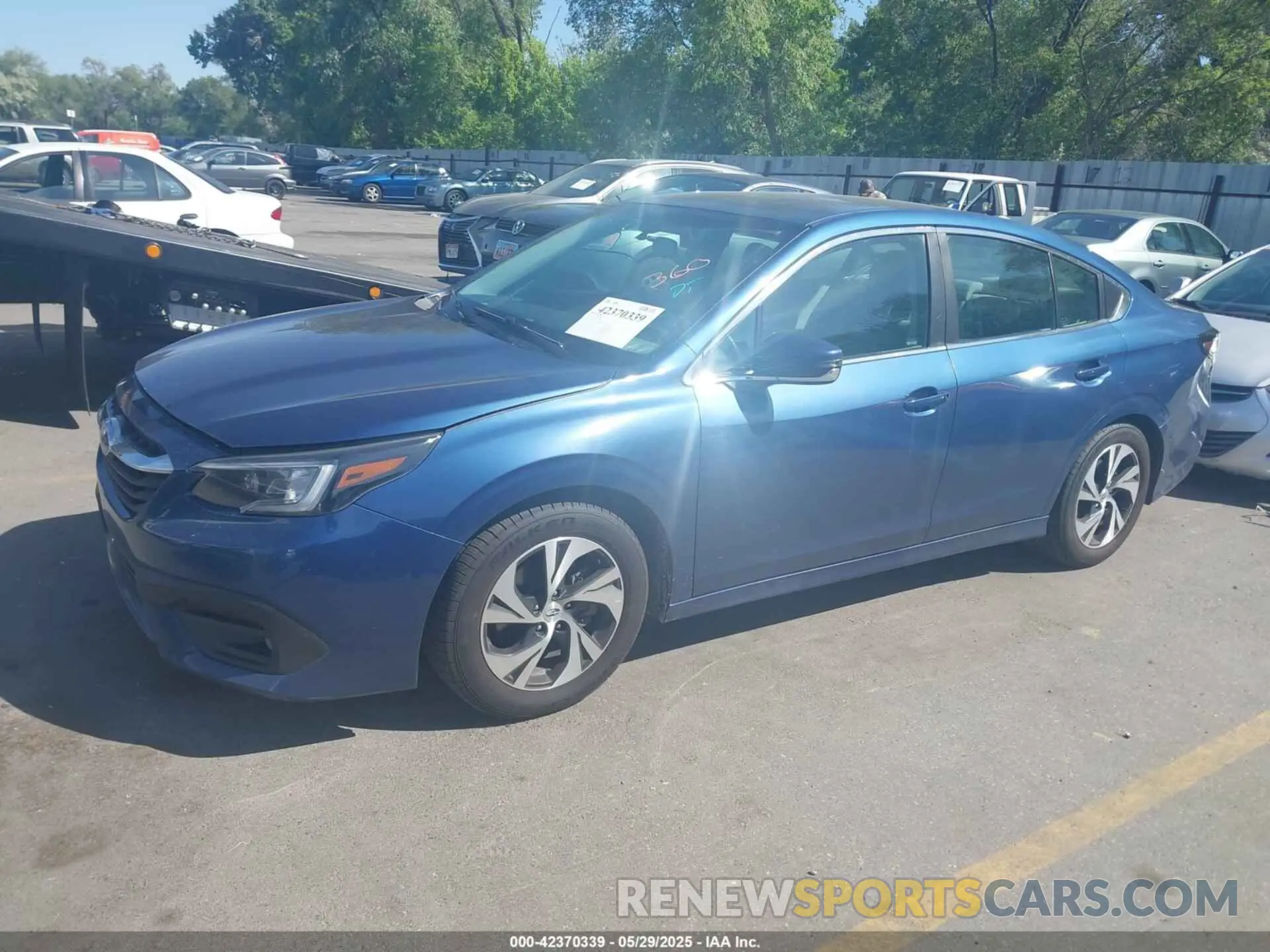 2 Photograph of a damaged car 4S3BWAD61N3022803 SUBARU LEGACY 2022