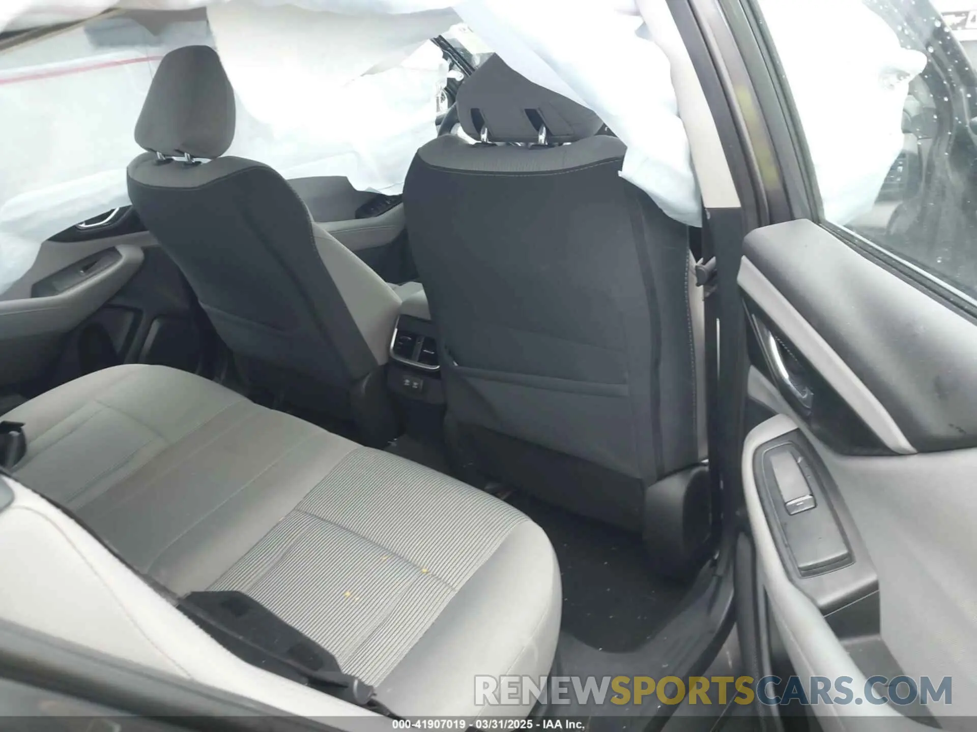 8 Фотография поврежденного автомобиля 4S3BWAD63N3010300 SUBARU LEGACY 2022
