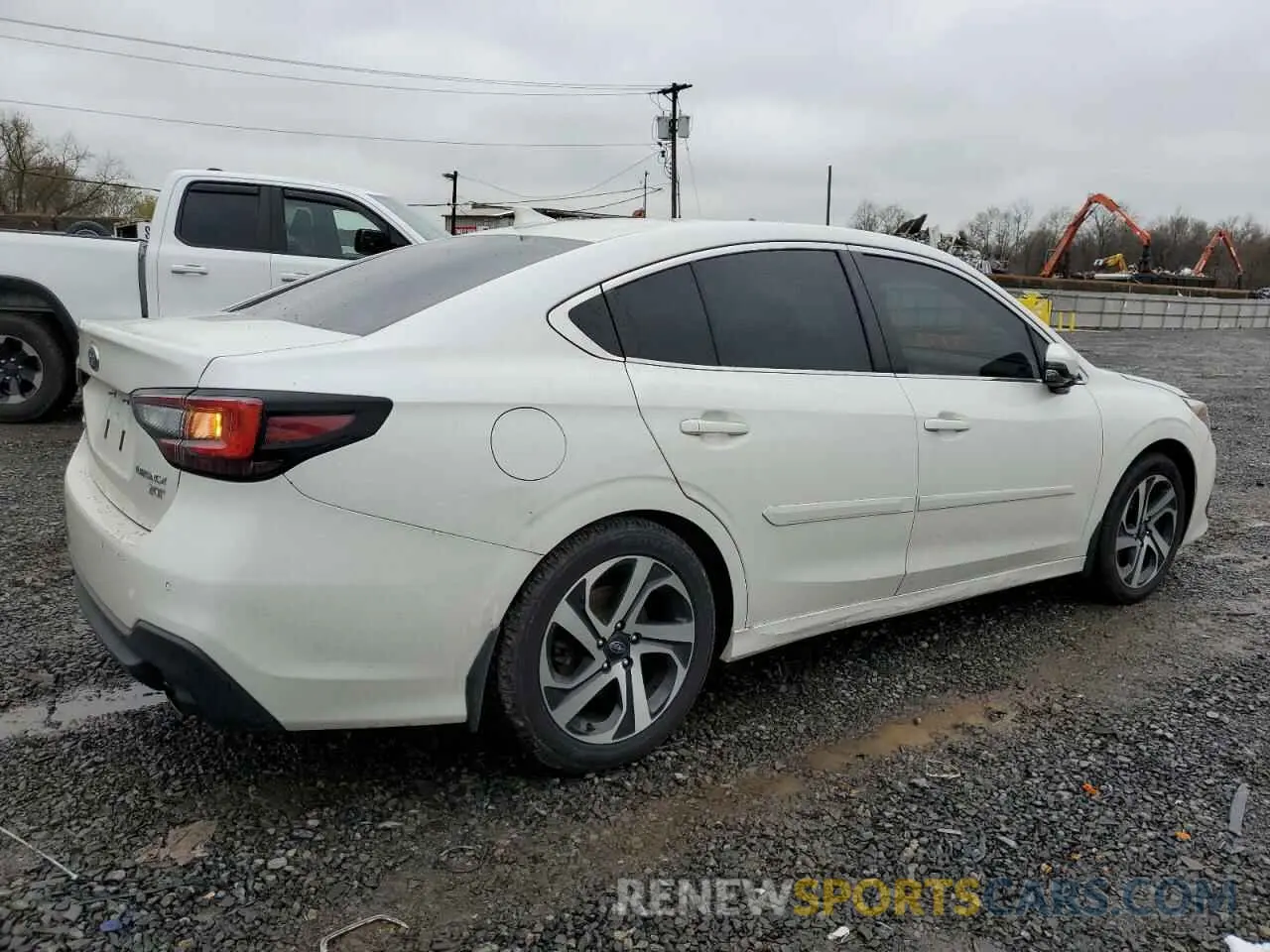 3 Photograph of a damaged car 4S3BWGN64N3024661 SUBARU LEGACY 2022