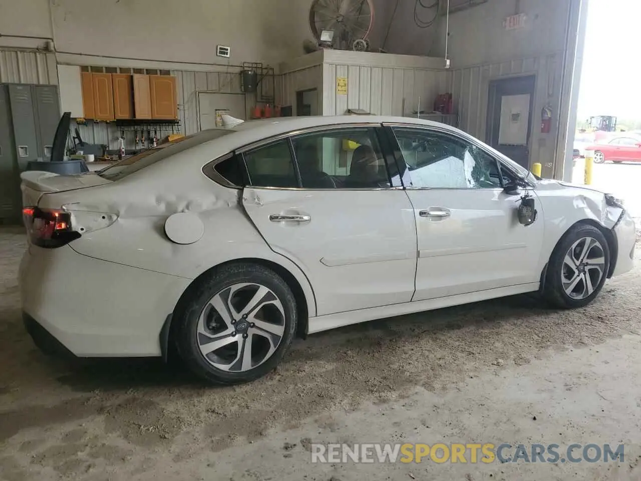 3 Фотография поврежденного автомобиля 4S3BWGP68N3008816 SUBARU LEGACY 2022