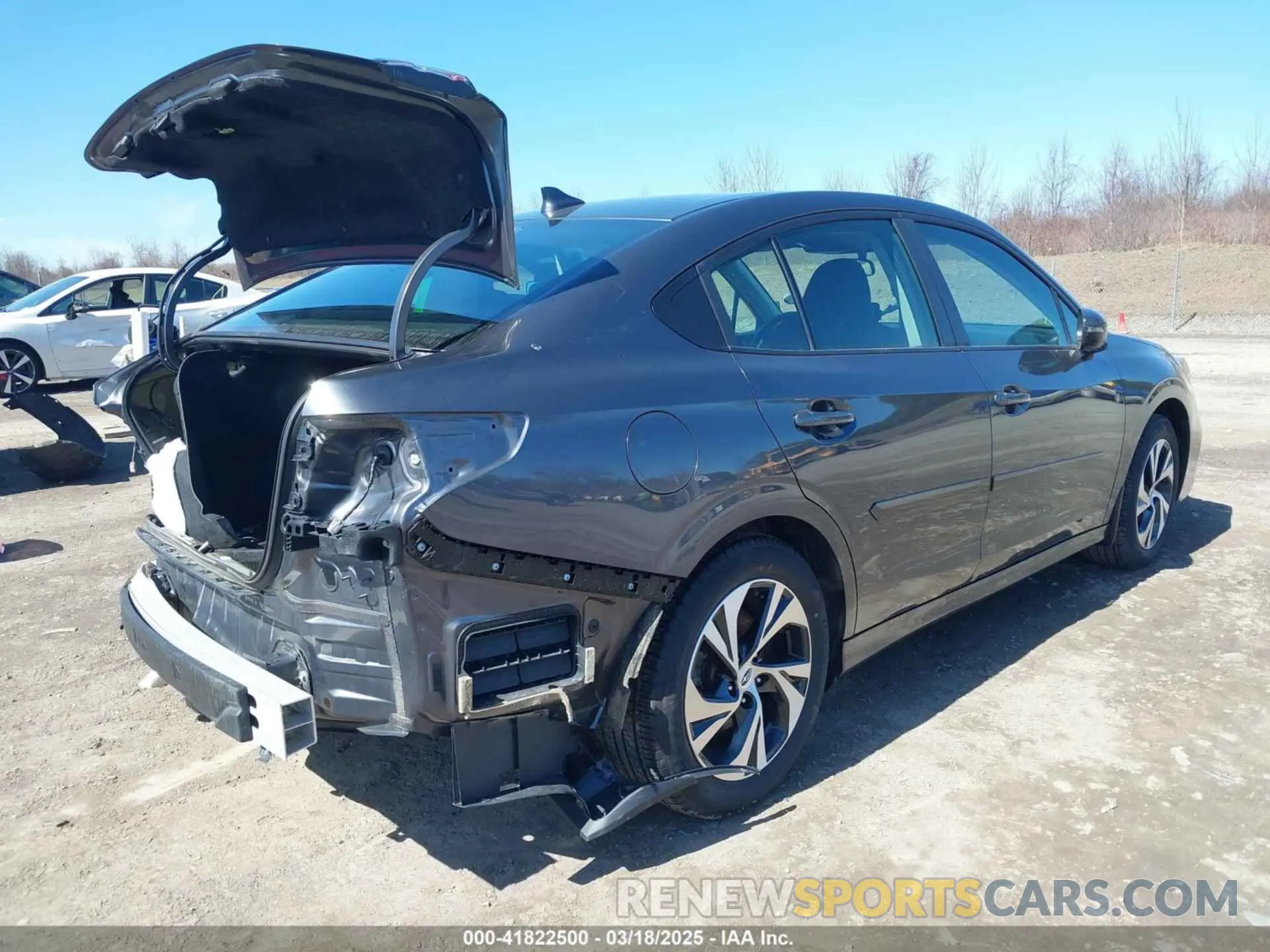 4 Фотография поврежденного автомобиля 4S3BWAC69P3009589 SUBARU LEGACY 2023