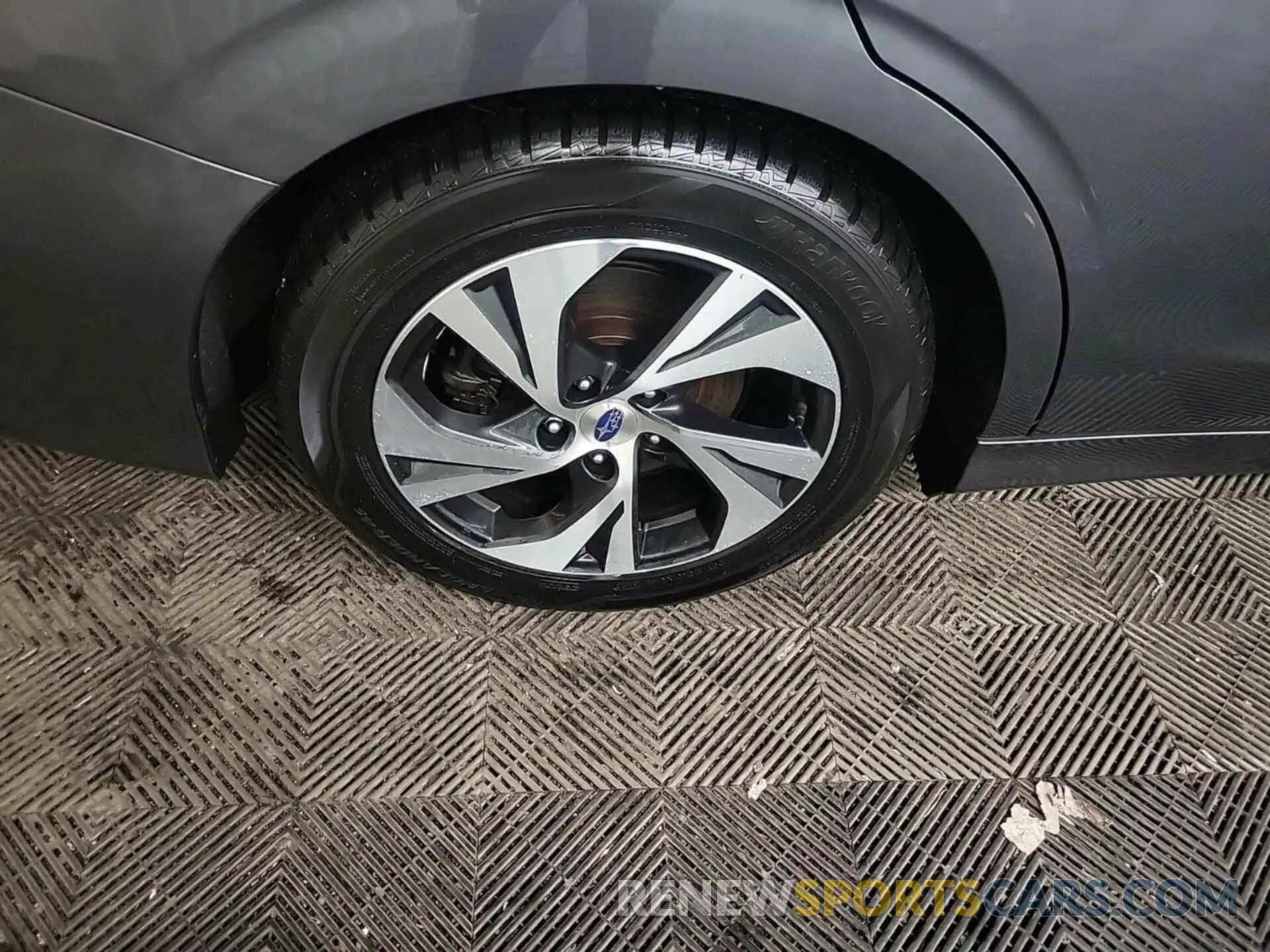 28 Фотография поврежденного автомобиля 4S3BWAD61P3006491 SUBARU LEGACY 2023