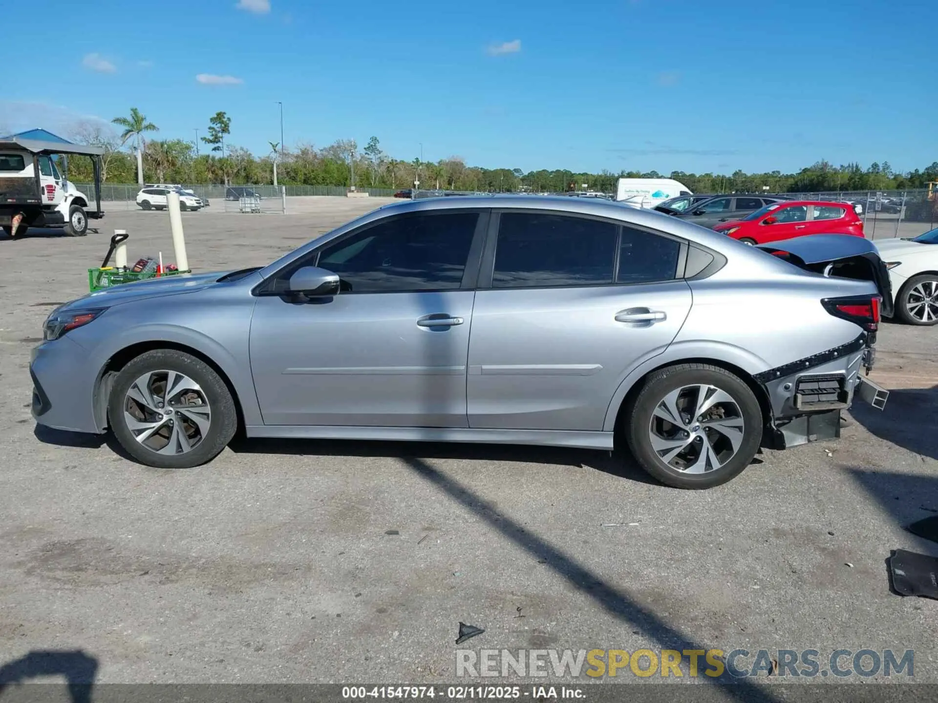 14 Фотография поврежденного автомобиля 4S3BWAF64P3014193 SUBARU LEGACY 2023