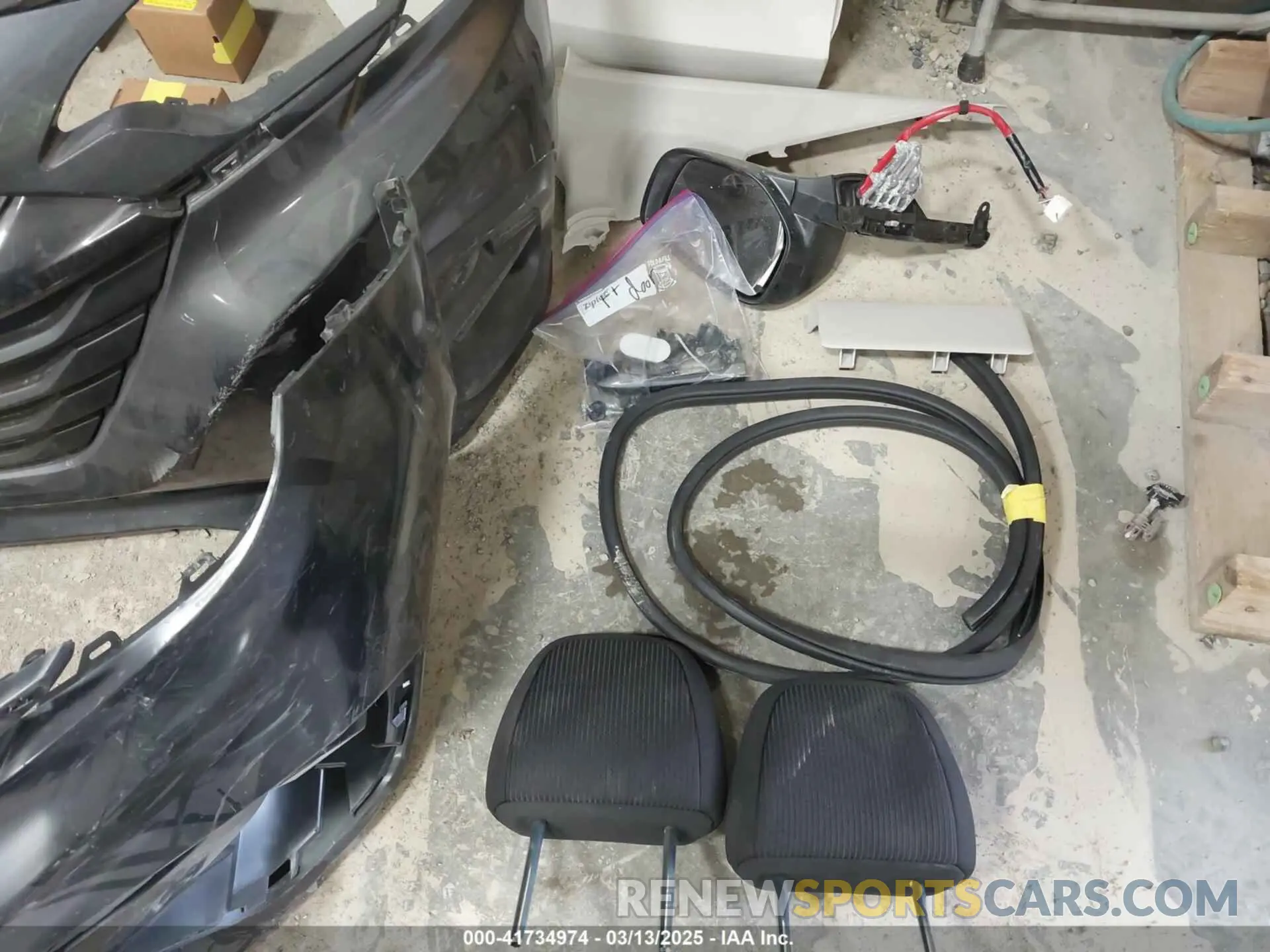 18 Photograph of a damaged car 4S3BWAF65P3005065 SUBARU LEGACY 2023