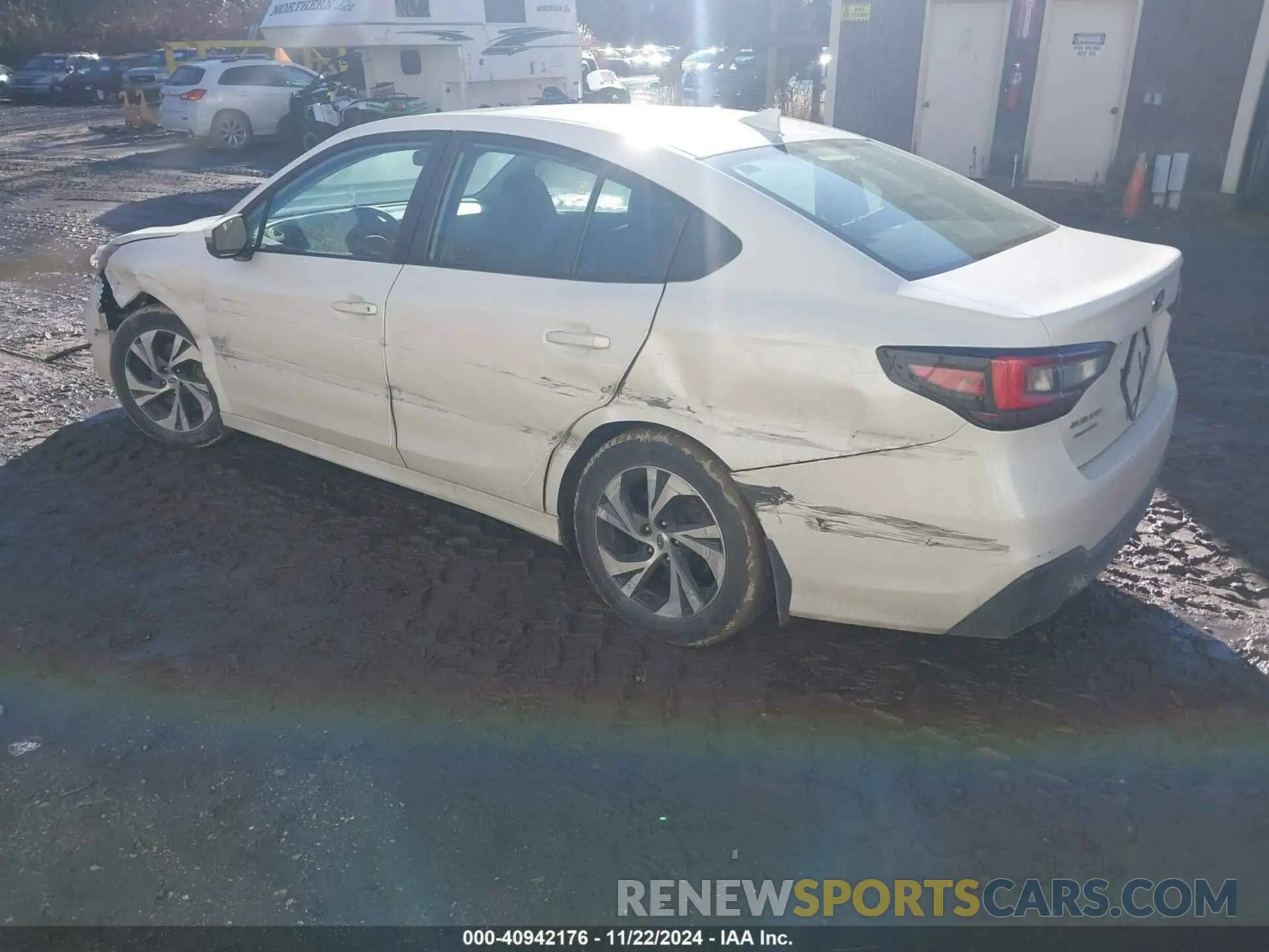 3 Фотография поврежденного автомобиля 4S3BWAF68P3004184 SUBARU LEGACY 2023