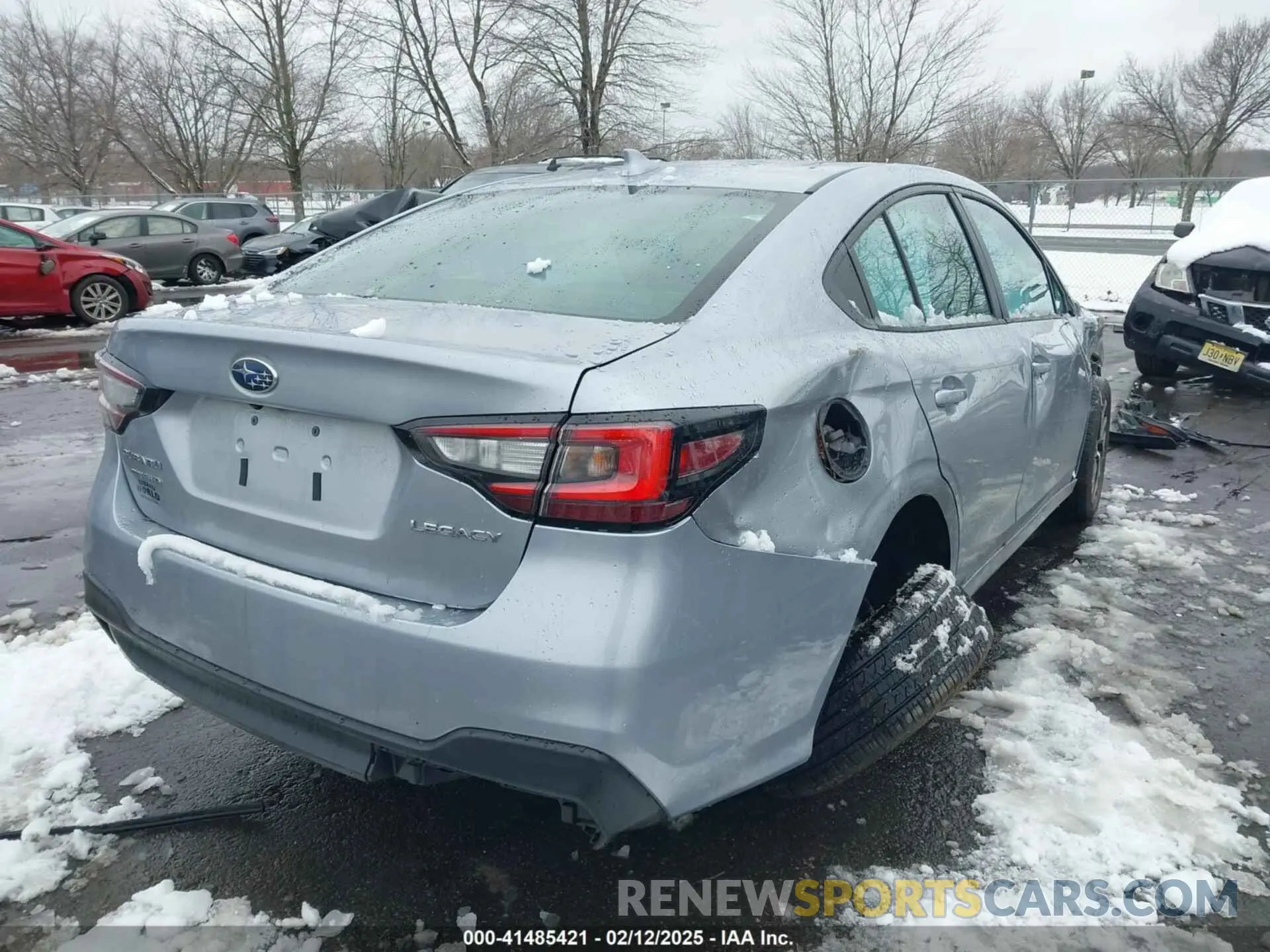 4 Фотография поврежденного автомобиля 4S3BWAF68P3010213 SUBARU LEGACY 2023