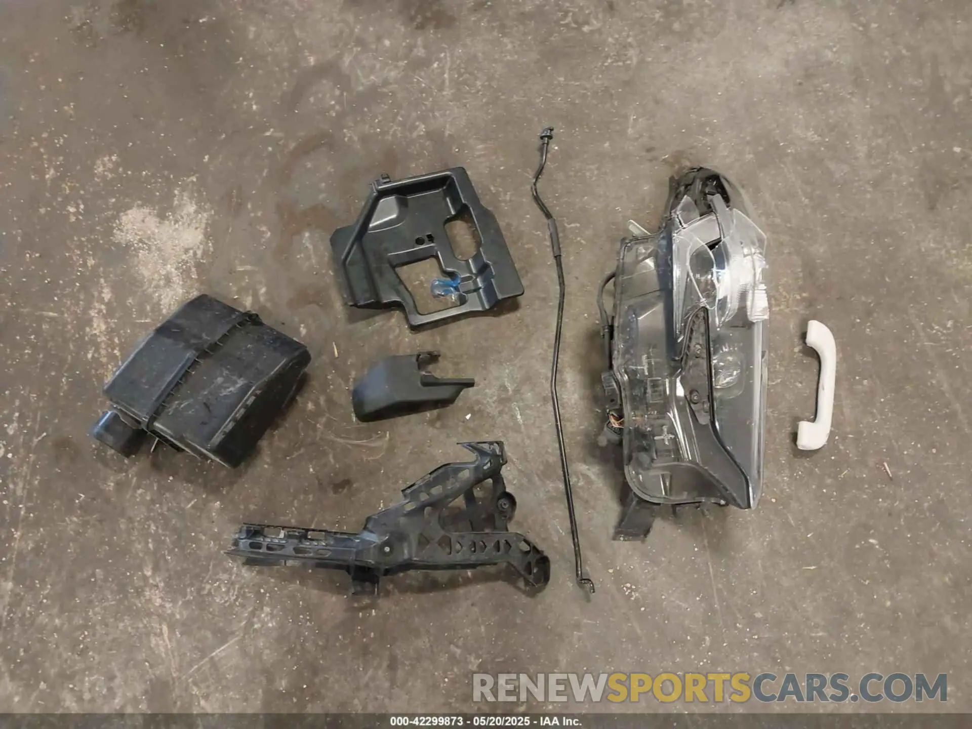 12 Photograph of a damaged car 4S3BWAN61P3014704 SUBARU LEGACY 2023