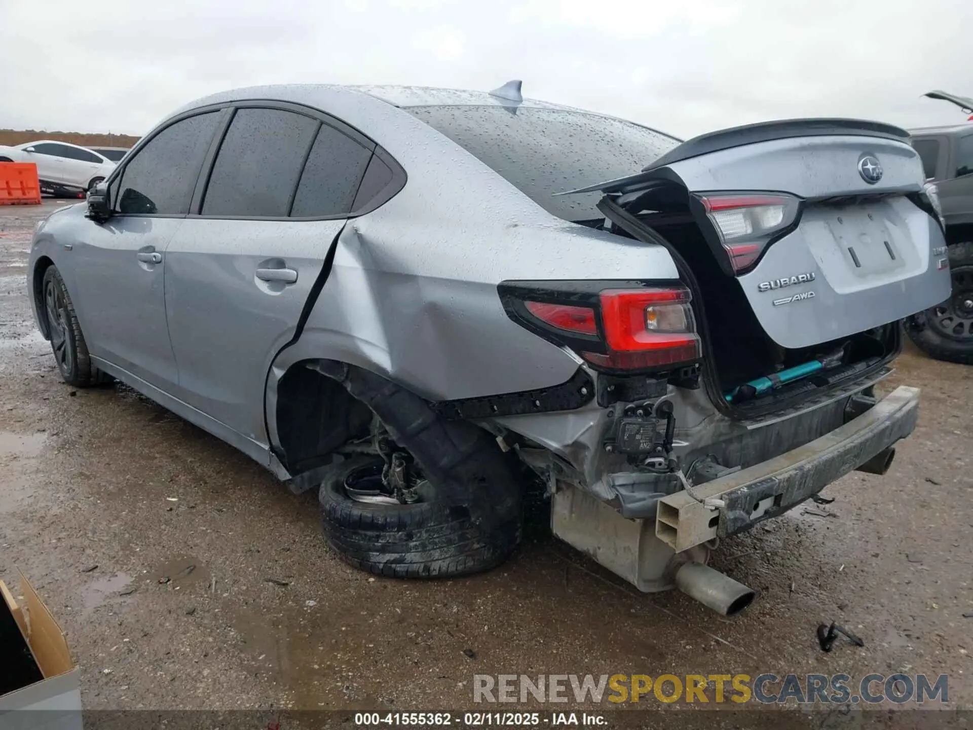 3 Photograph of a damaged car 4S3BWGG61P3002679 SUBARU LEGACY 2023