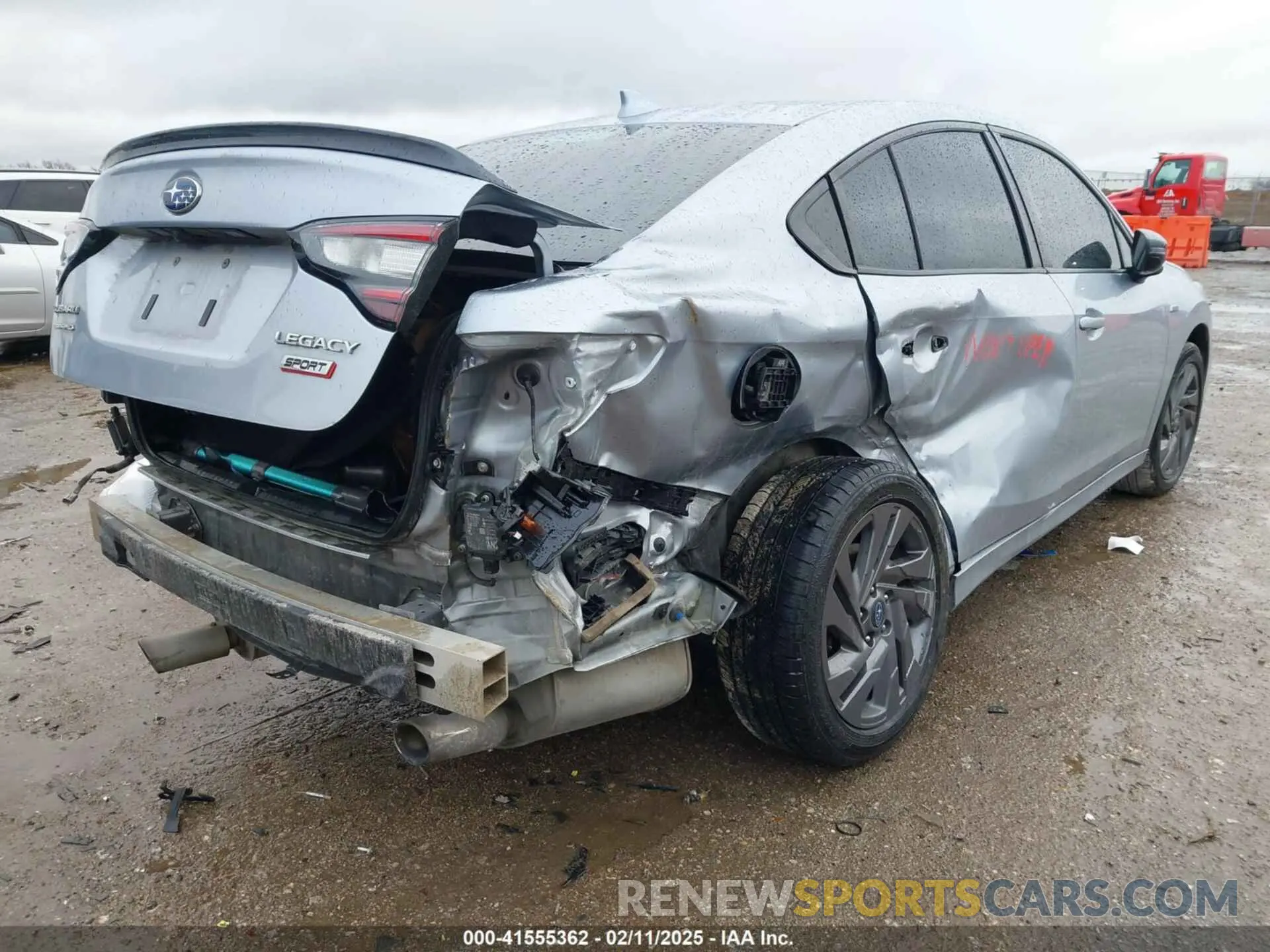 4 Photograph of a damaged car 4S3BWGG61P3002679 SUBARU LEGACY 2023