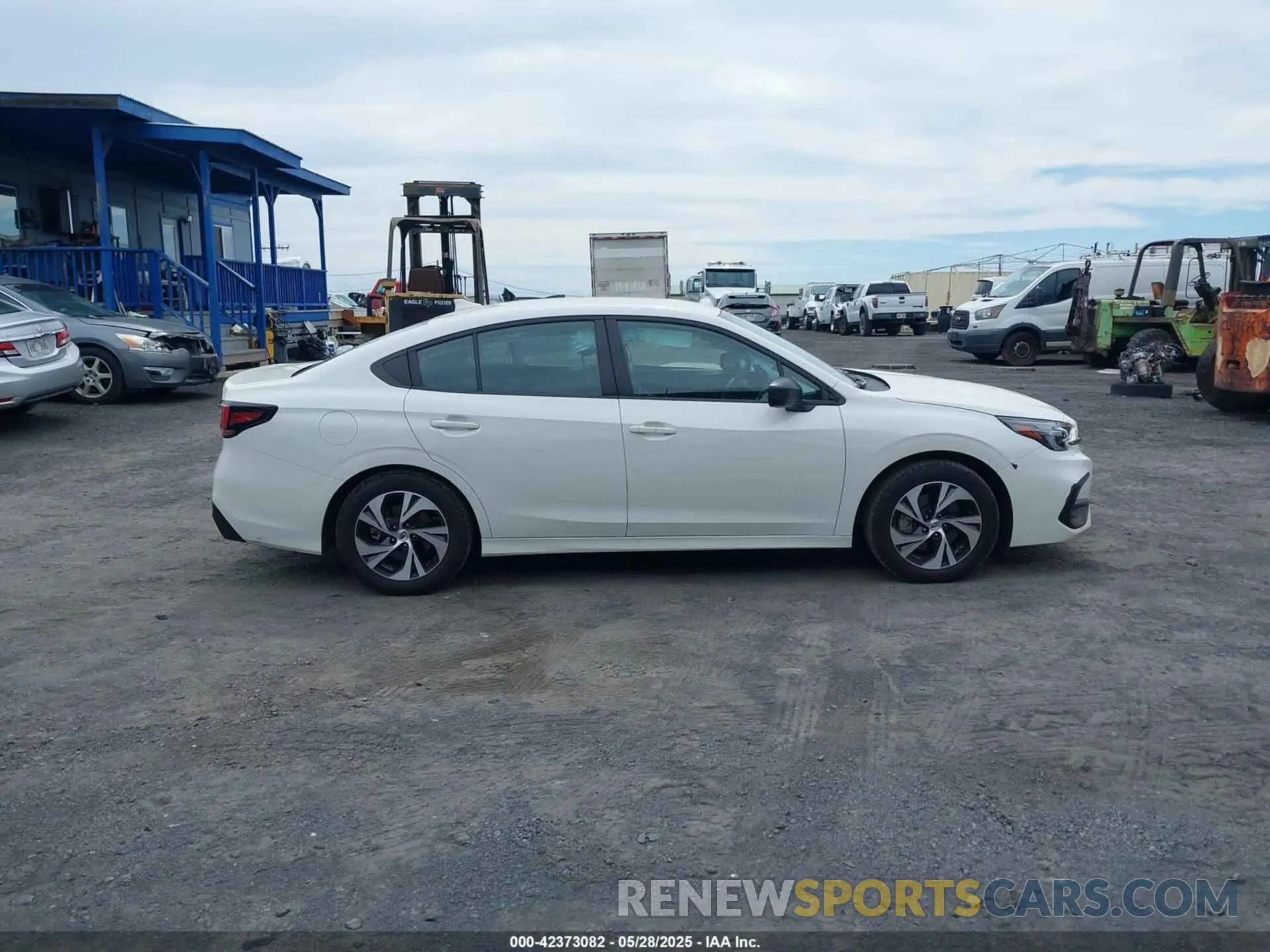 13 Фотография поврежденного автомобиля 4S3BWAB64R3019810 SUBARU LEGACY 2024