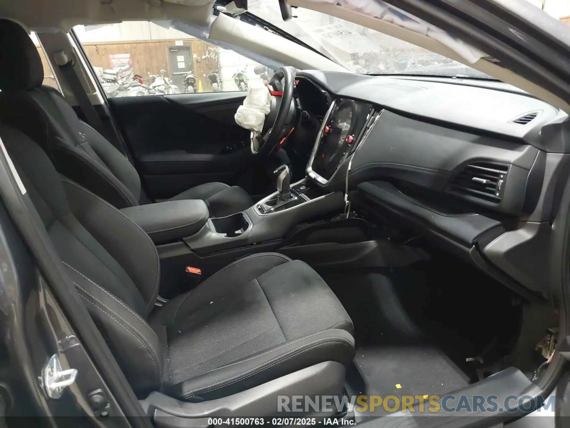 5 Фотография поврежденного автомобиля 4S3BWAD64R3022851 SUBARU LEGACY 2024