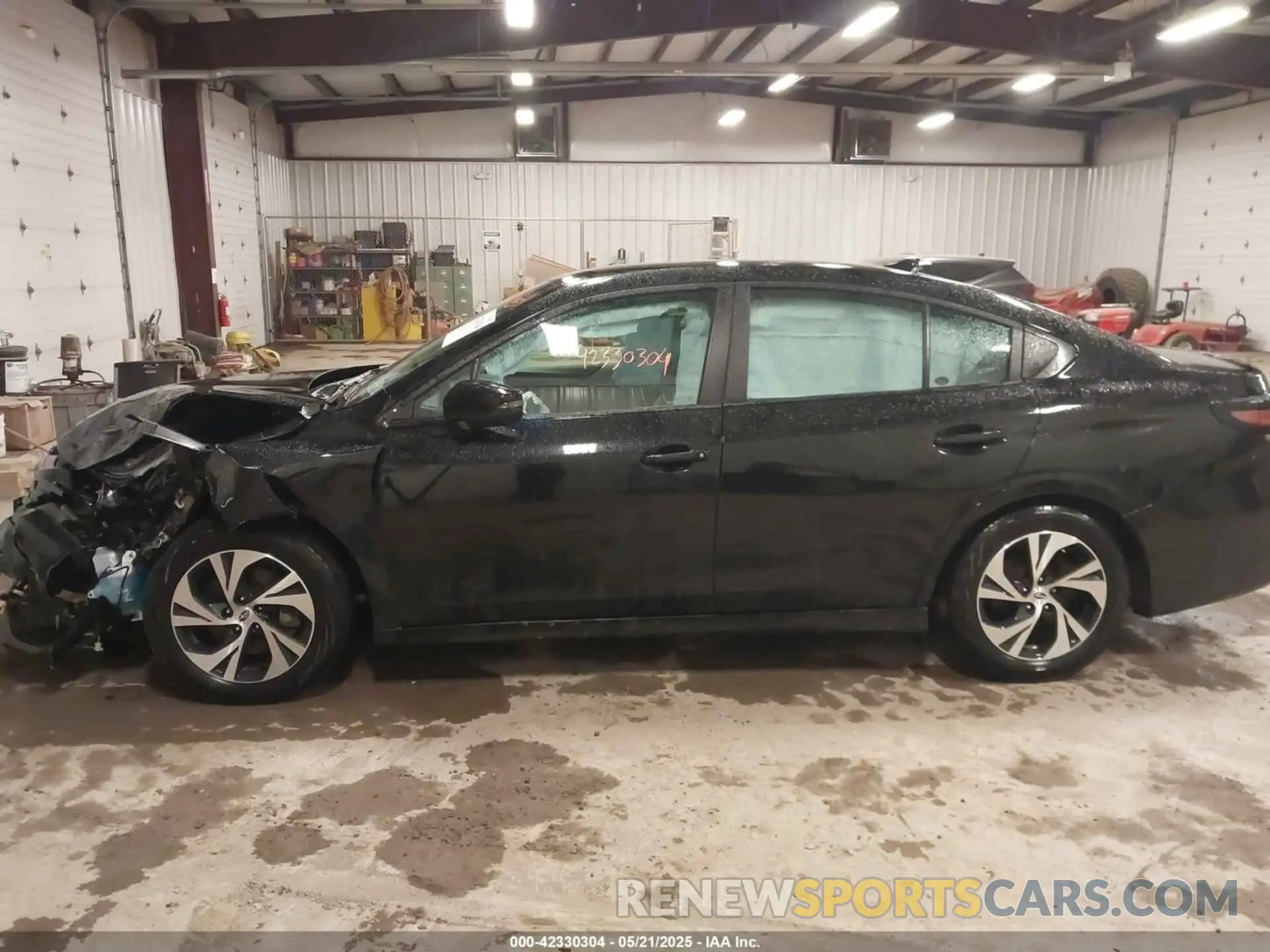 14 Photograph of a damaged car 4S3BWAD6XR3013328 SUBARU LEGACY 2024