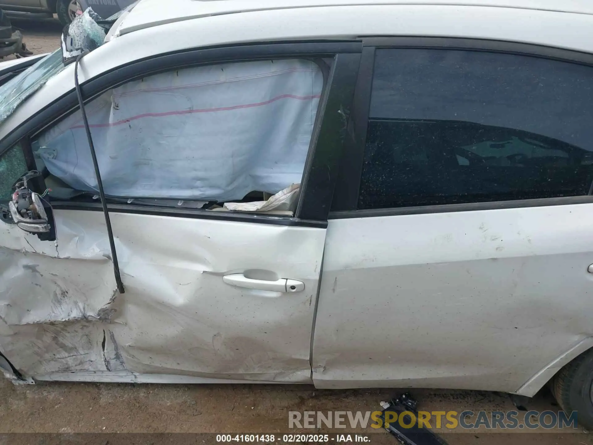 14 Фотография поврежденного автомобиля 4S3BWAN63R3021558 SUBARU LEGACY 2024