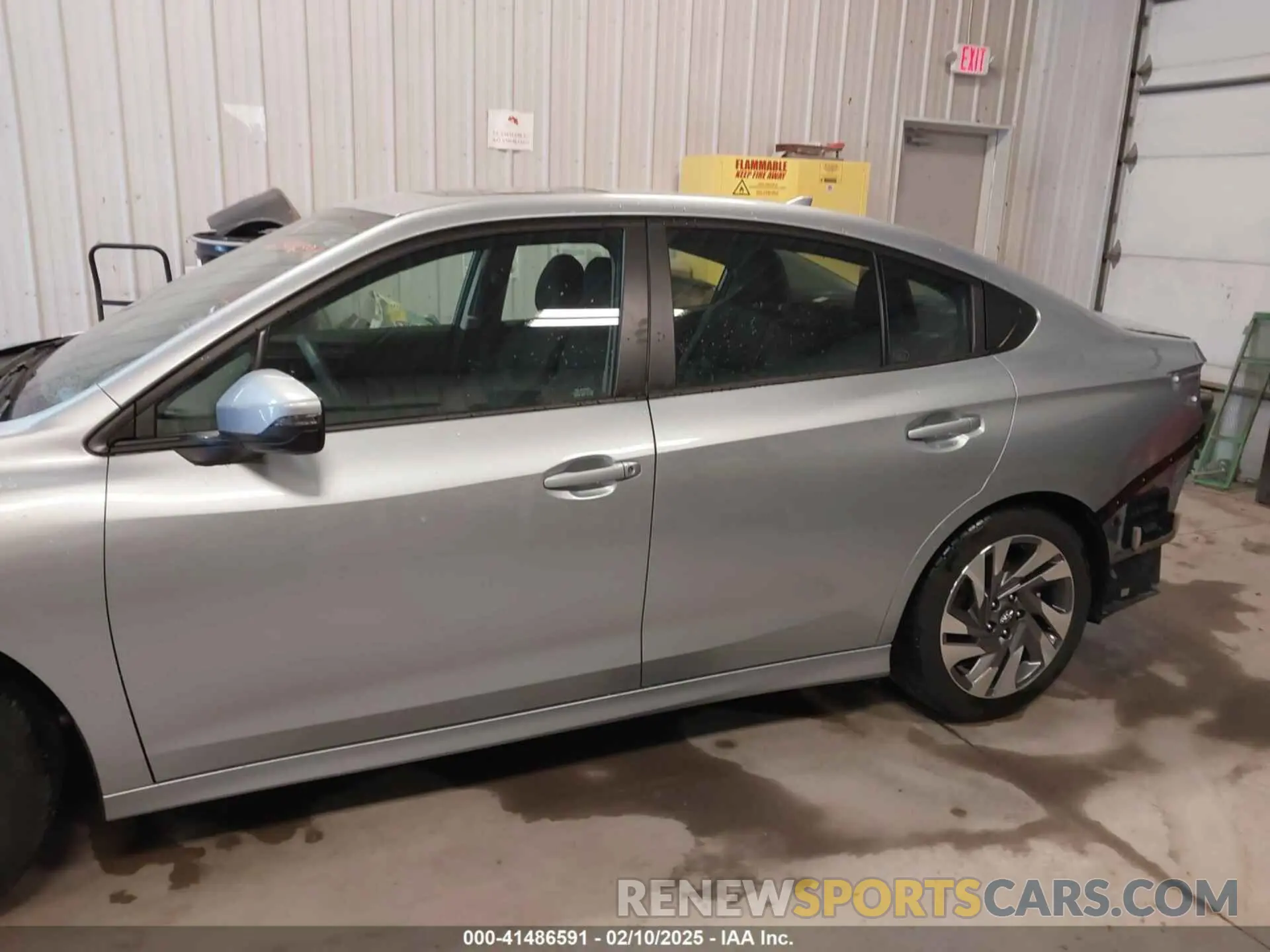 15 Фотография поврежденного автомобиля 4S3BWAN64R3025876 SUBARU LEGACY 2024
