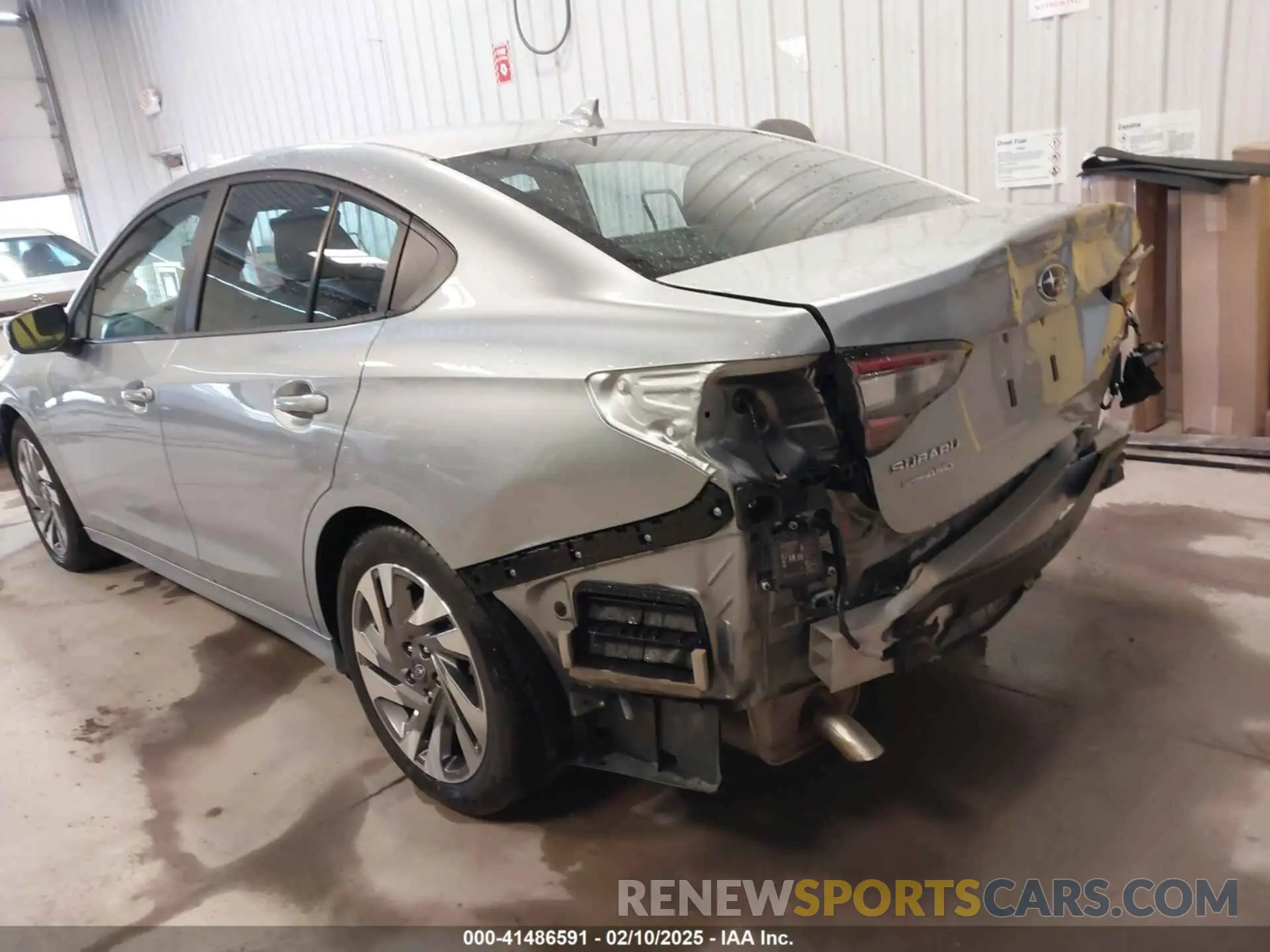 3 Фотография поврежденного автомобиля 4S3BWAN64R3025876 SUBARU LEGACY 2024
