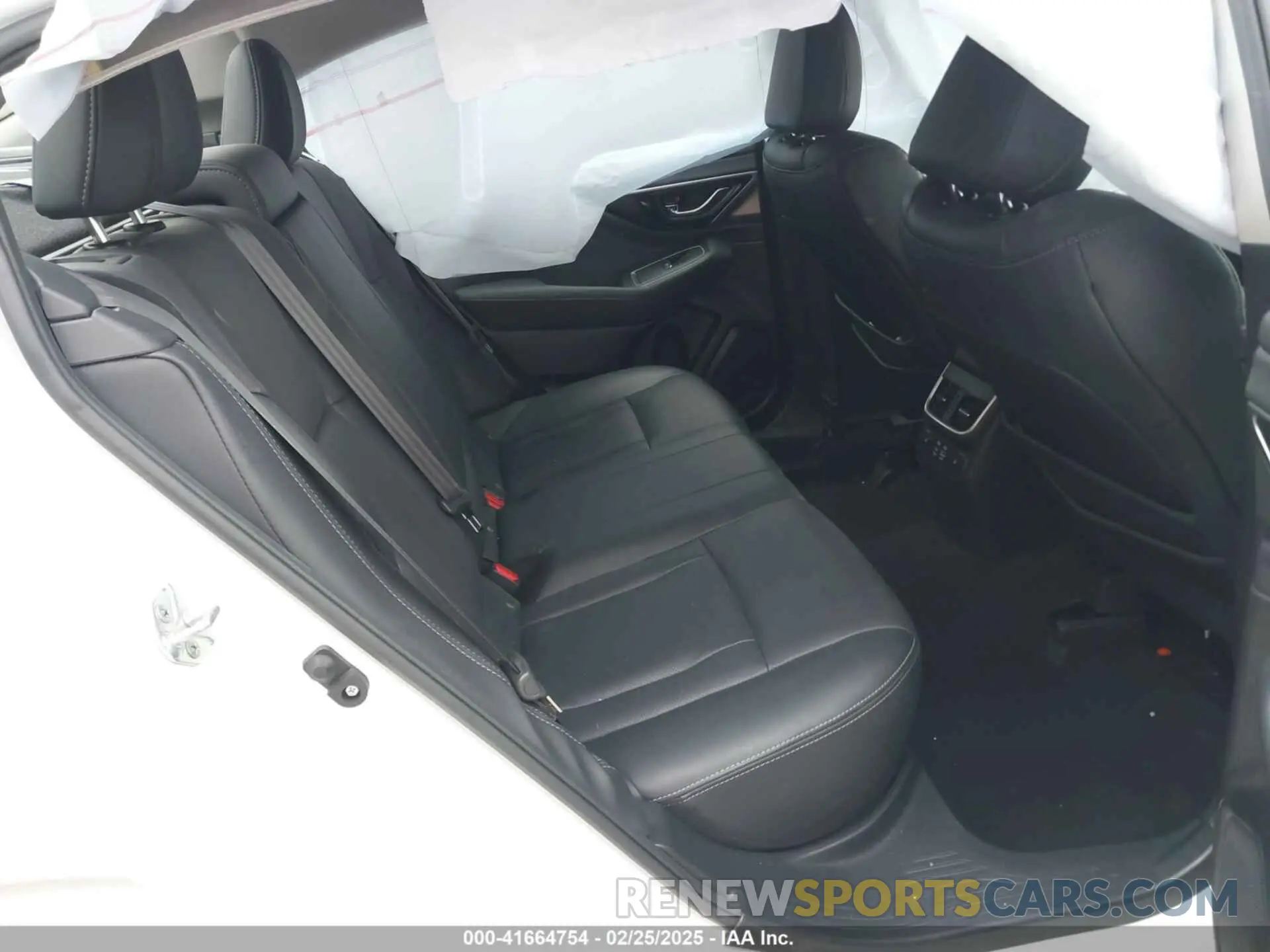 8 Фотография поврежденного автомобиля 4S3BWAN65R3007144 SUBARU LEGACY 2024