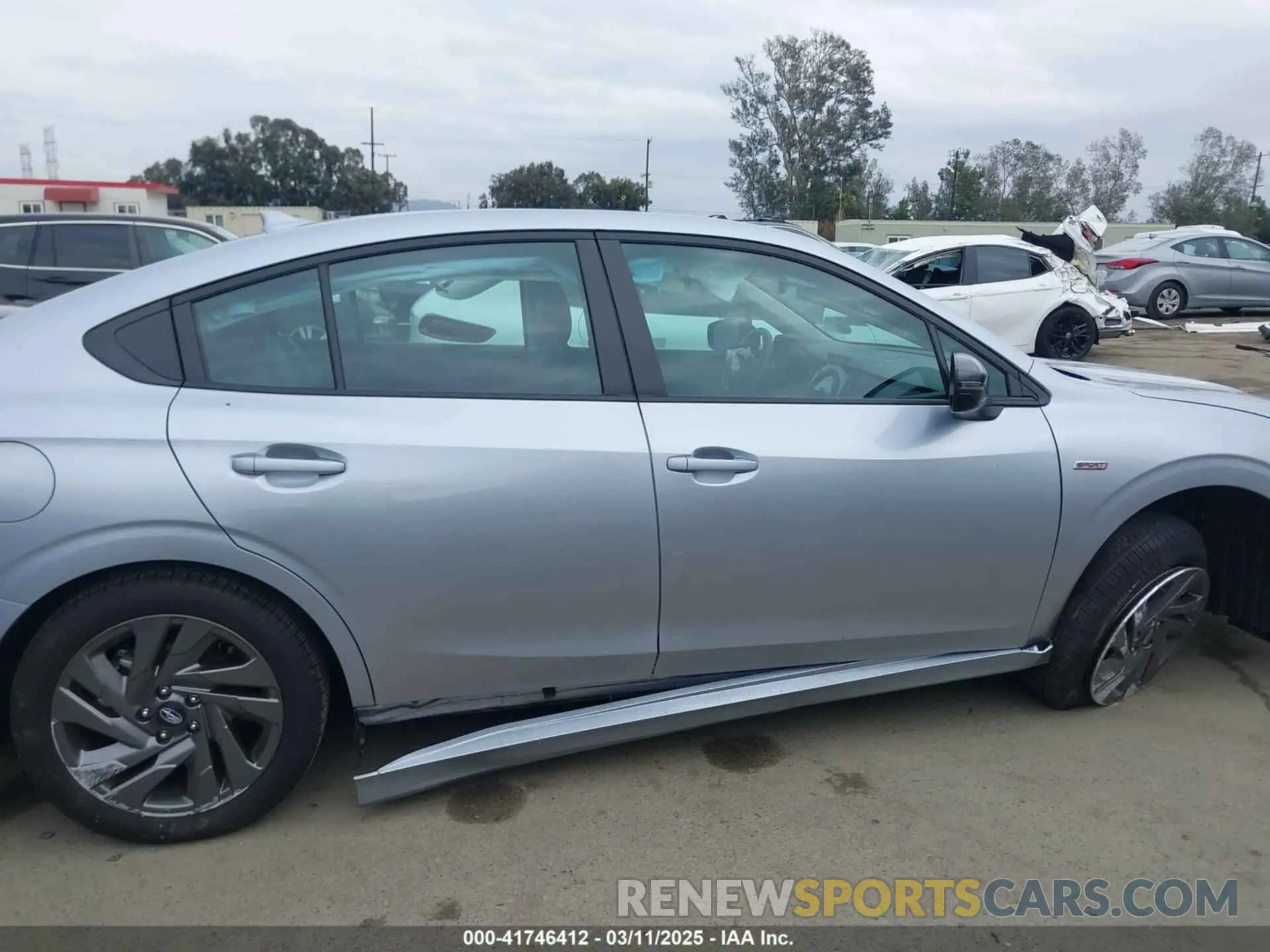 13 Фотография поврежденного автомобиля 4S3BWGG68R3024830 SUBARU LEGACY 2024