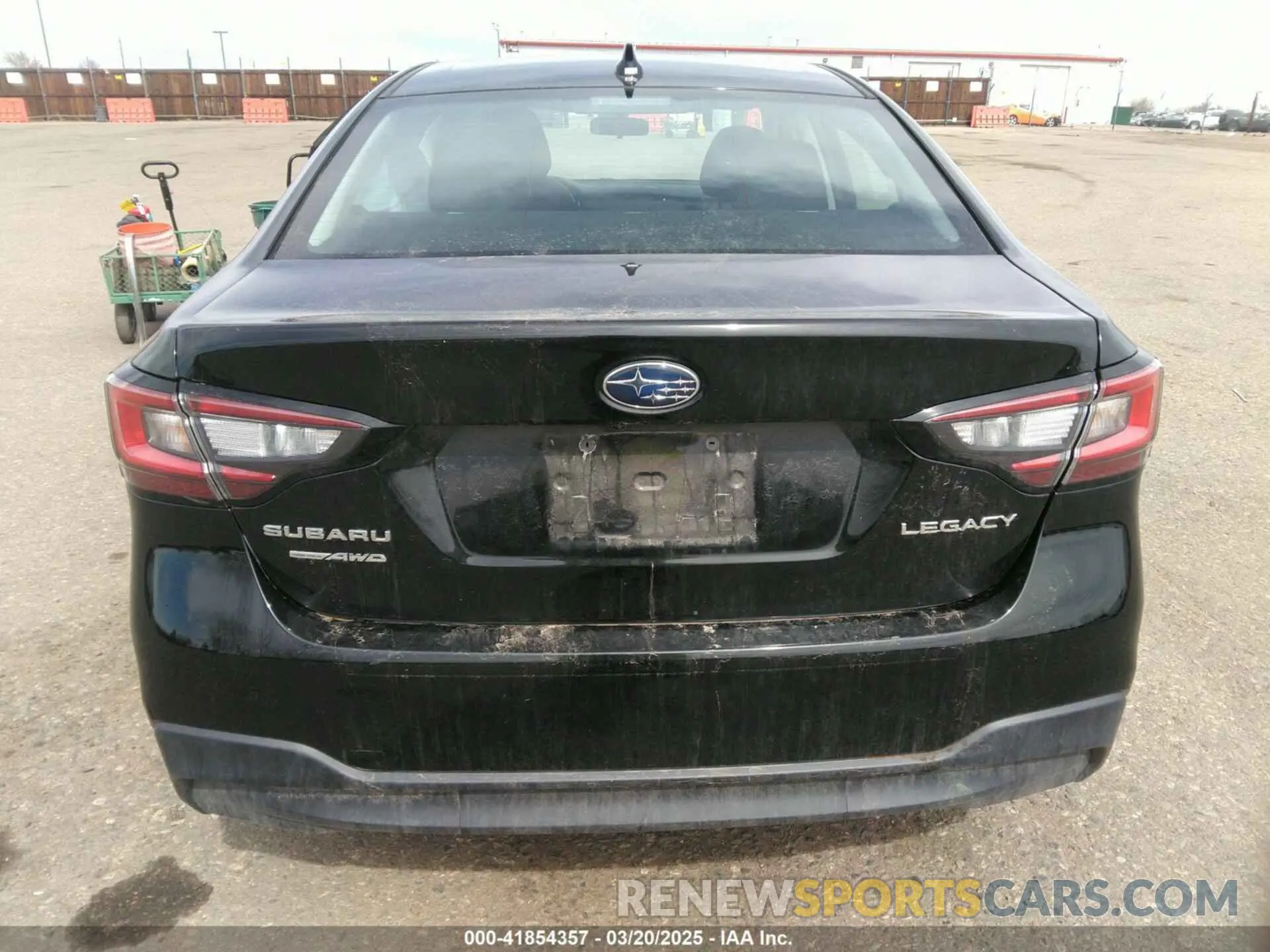 16 Фотография поврежденного автомобиля 4S3BWAB60S3004002 SUBARU LEGACY 2025