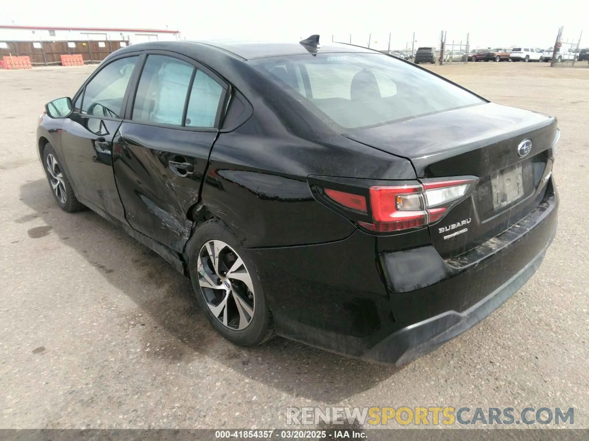 3 Фотография поврежденного автомобиля 4S3BWAB60S3004002 SUBARU LEGACY 2025