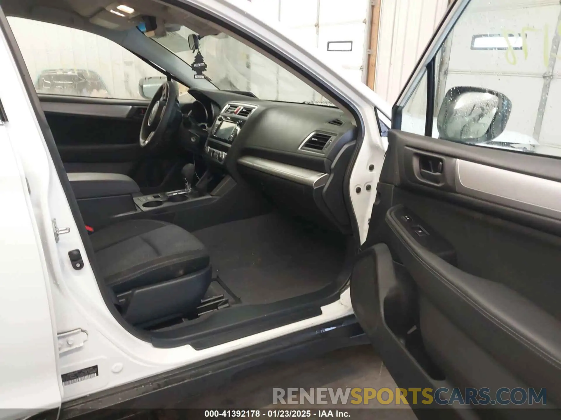 5 Фотография поврежденного автомобиля 4S4BSABCXK3387492 SUBARU OUTBACK 2019