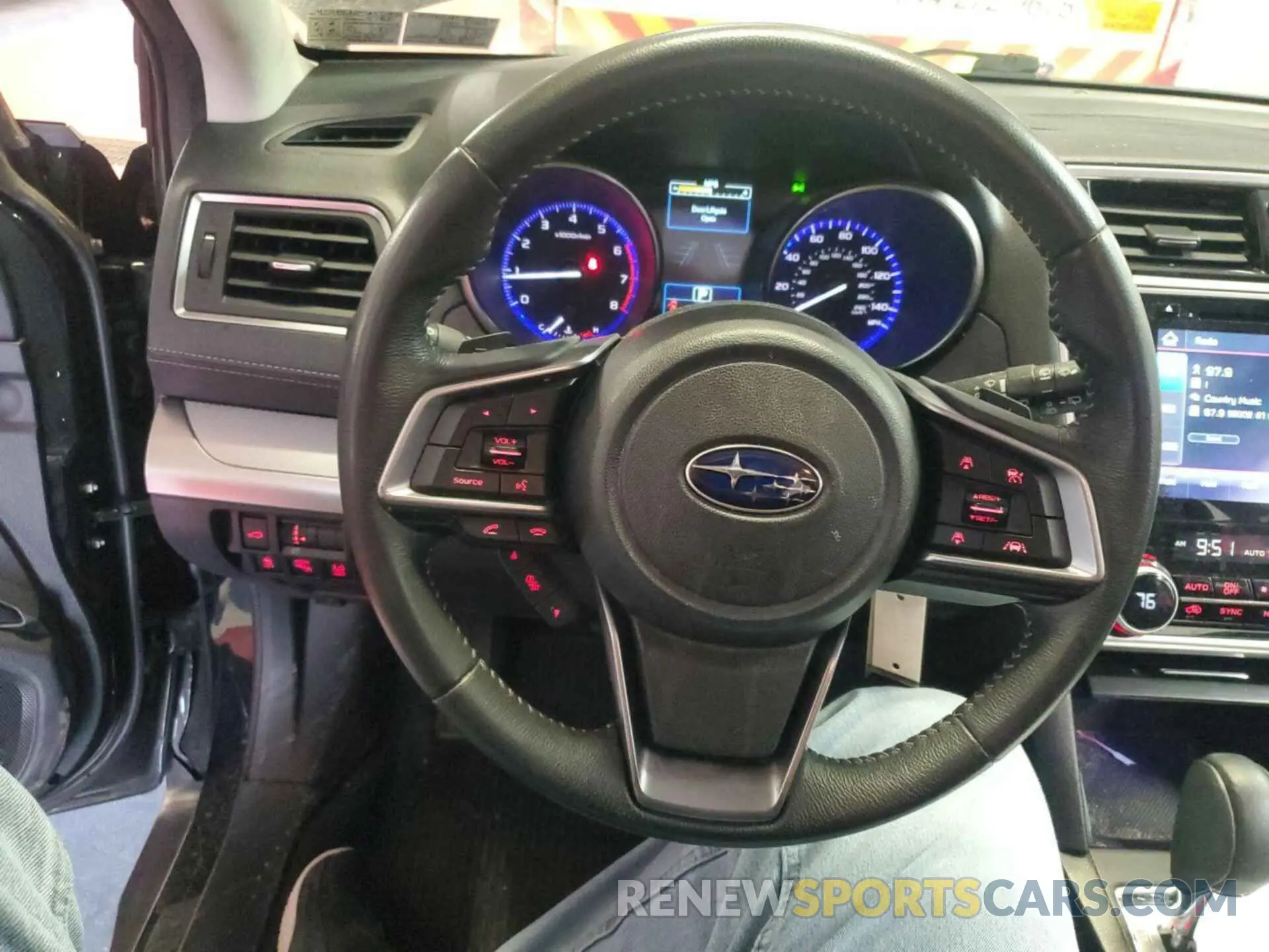31 Photograph of a damaged car 4S4BSAFC3K3323014 SUBARU OUTBACK 2019