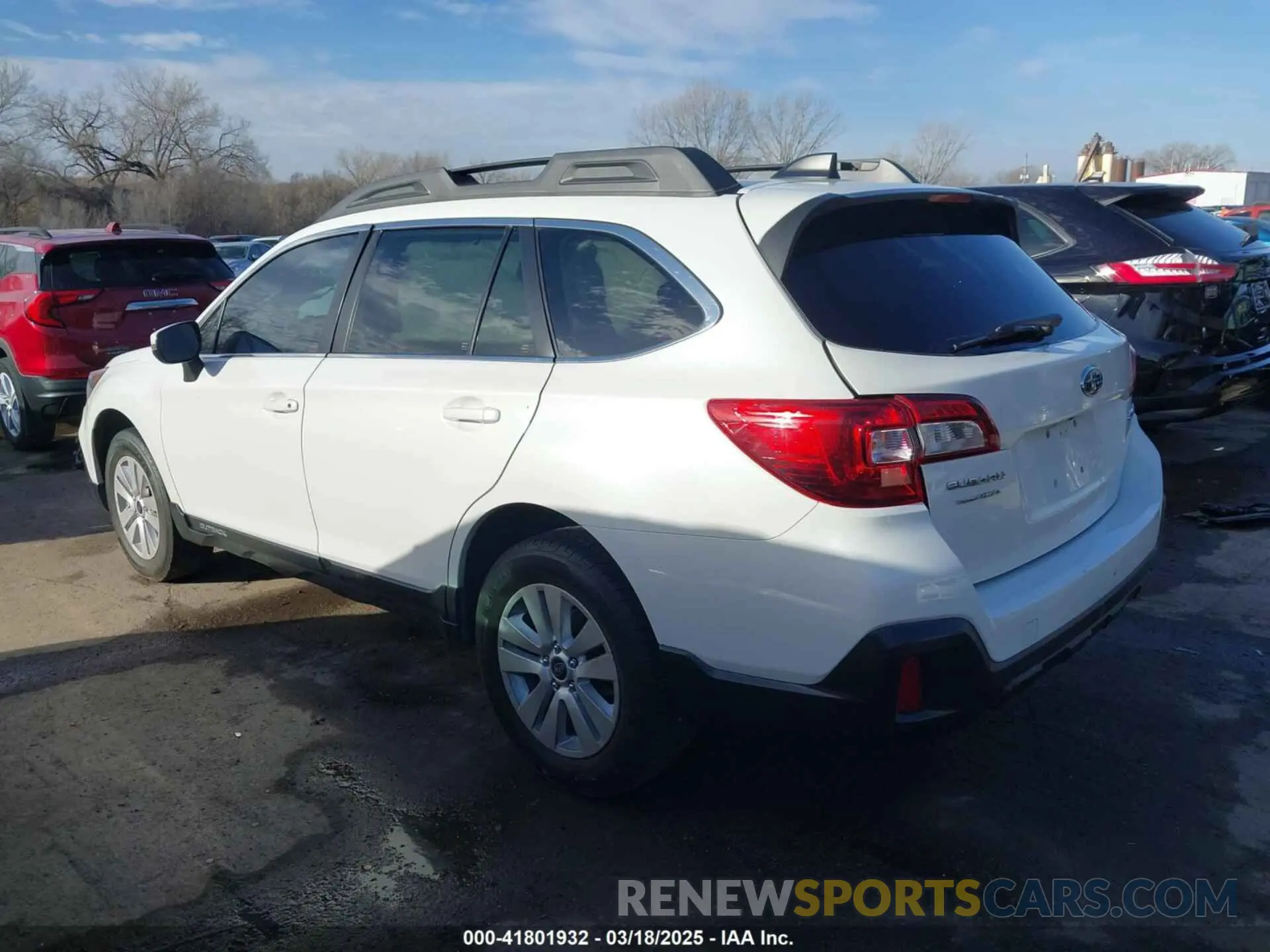 3 Фотография поврежденного автомобиля 4S4BSAFC4K3310935 SUBARU OUTBACK 2019