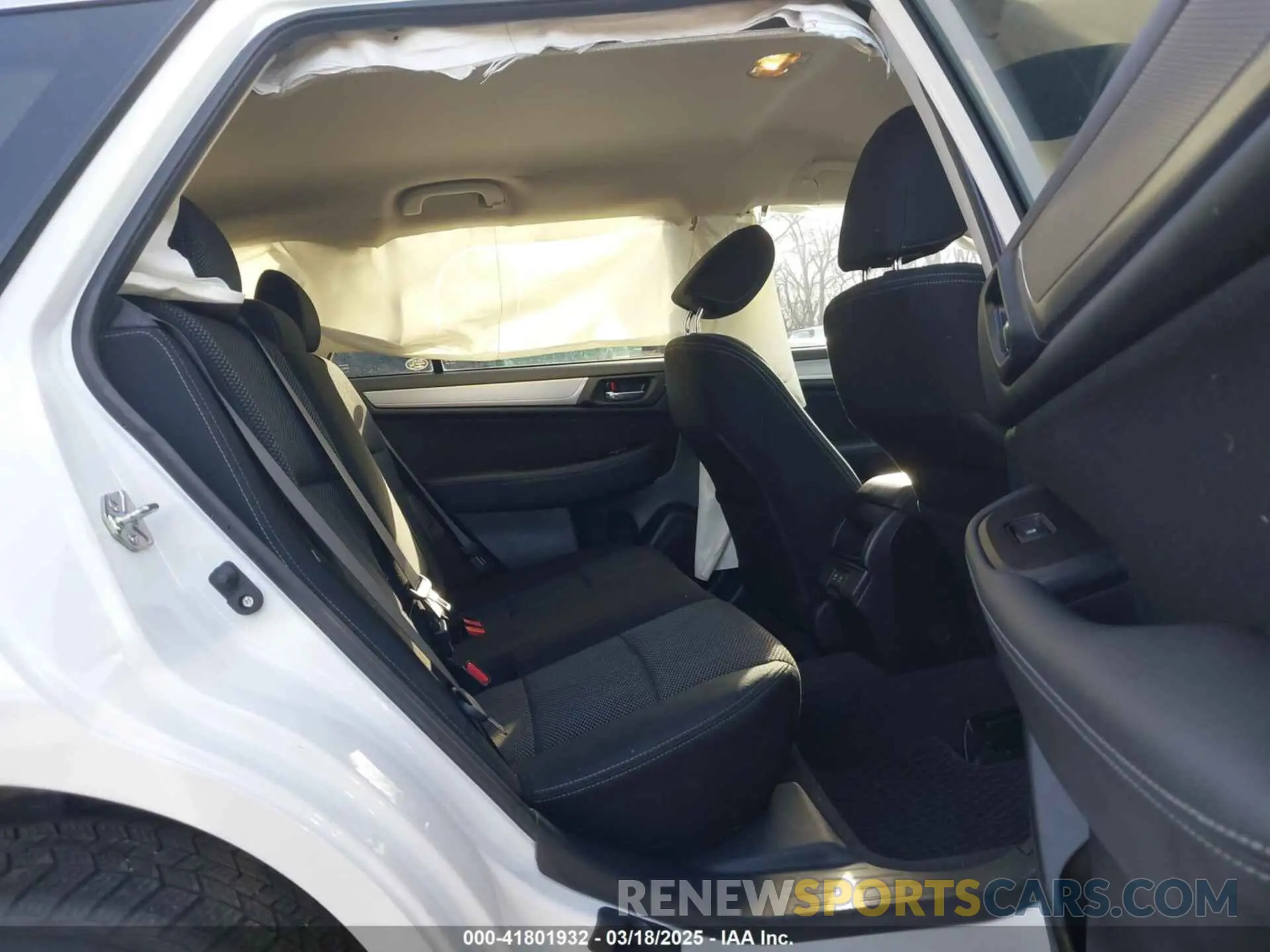8 Фотография поврежденного автомобиля 4S4BSAFC4K3310935 SUBARU OUTBACK 2019
