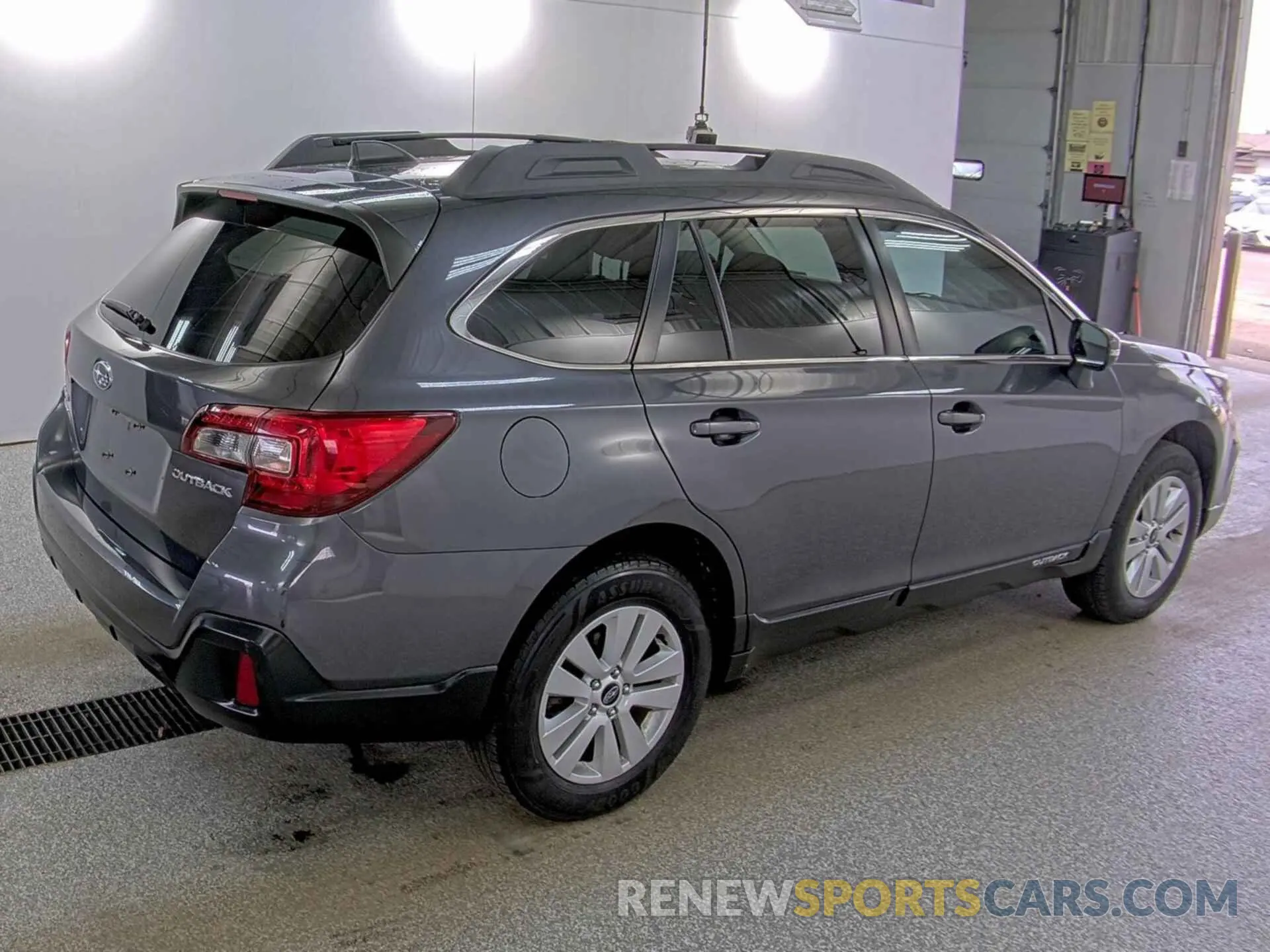 12 Photograph of a damaged car 4S4BSAFC4K3322793 SUBARU OUTBACK 2019