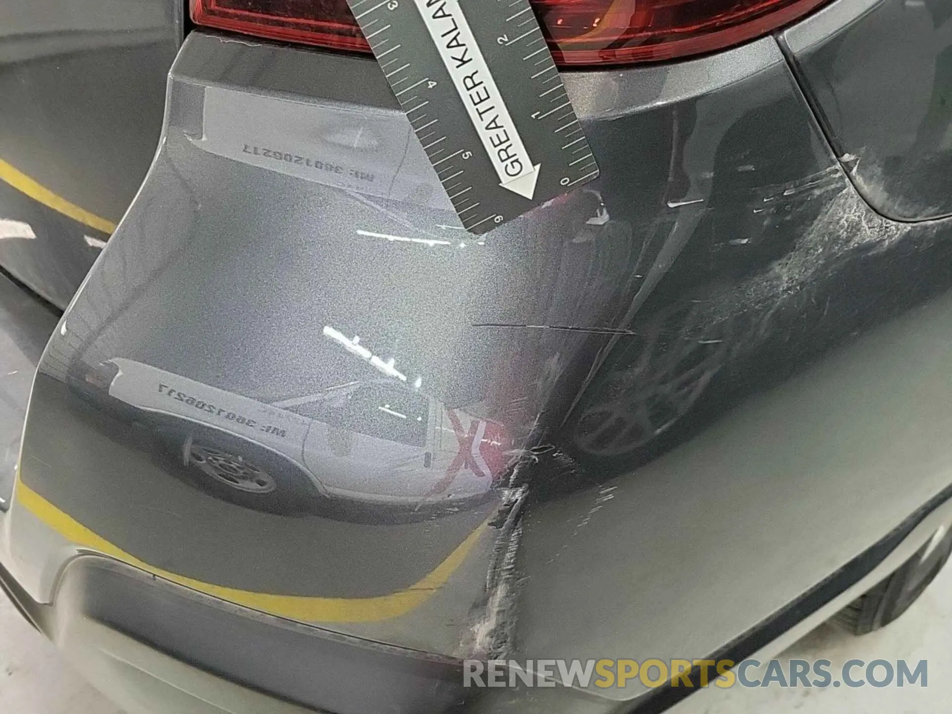 4 Photograph of a damaged car 4S4BSAFC4K3322793 SUBARU OUTBACK 2019