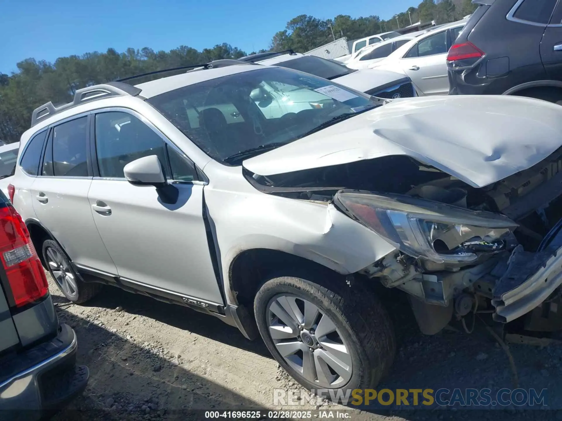 13 Photograph of a damaged car 4S4BSAFC5K3366320 SUBARU OUTBACK 2019