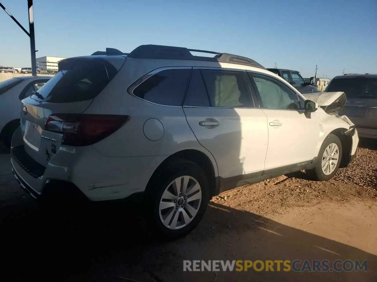 3 Photograph of a damaged car 4S4BSAFC7K3232229 SUBARU OUTBACK 2019