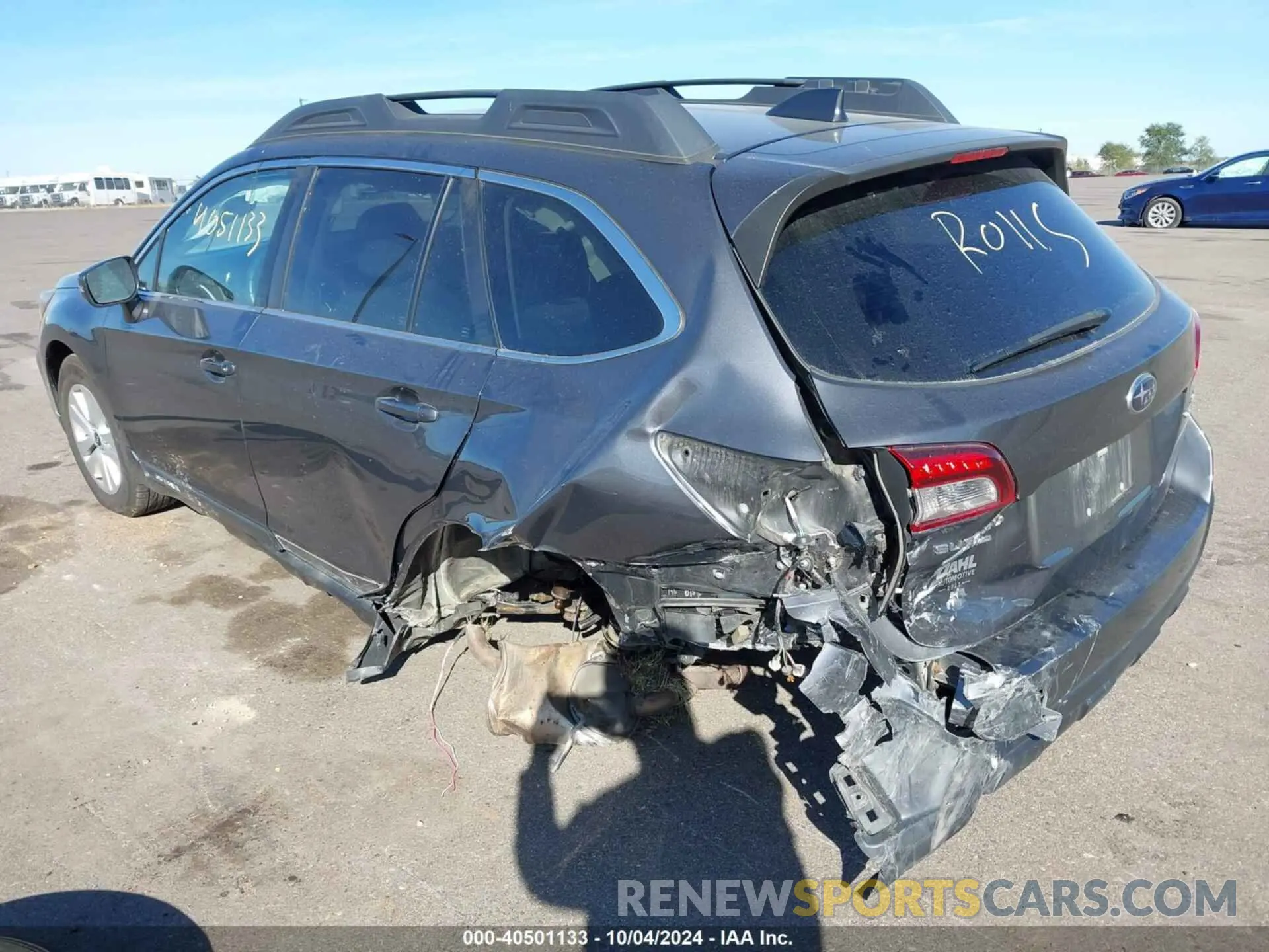 3 Фотография поврежденного автомобиля 4S4BSAFC7K3379201 SUBARU OUTBACK 2019