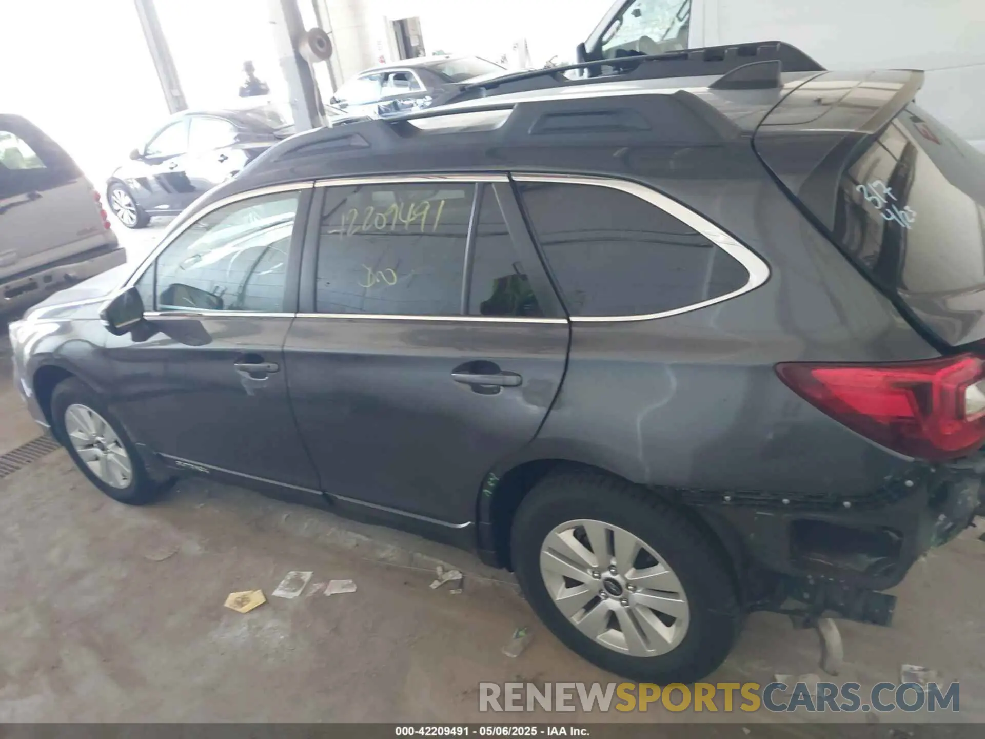 14 Photograph of a damaged car 4S4BSAHC0K3259348 SUBARU OUTBACK 2019