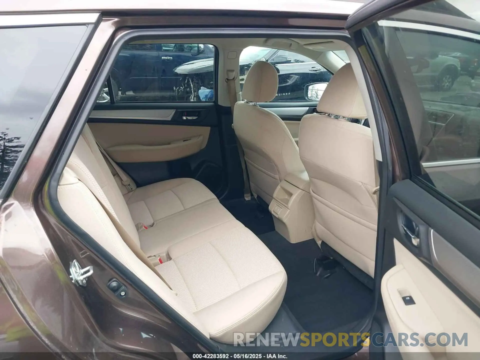 8 Photograph of a damaged car 4S4BSAHC6K3299367 SUBARU OUTBACK 2019
