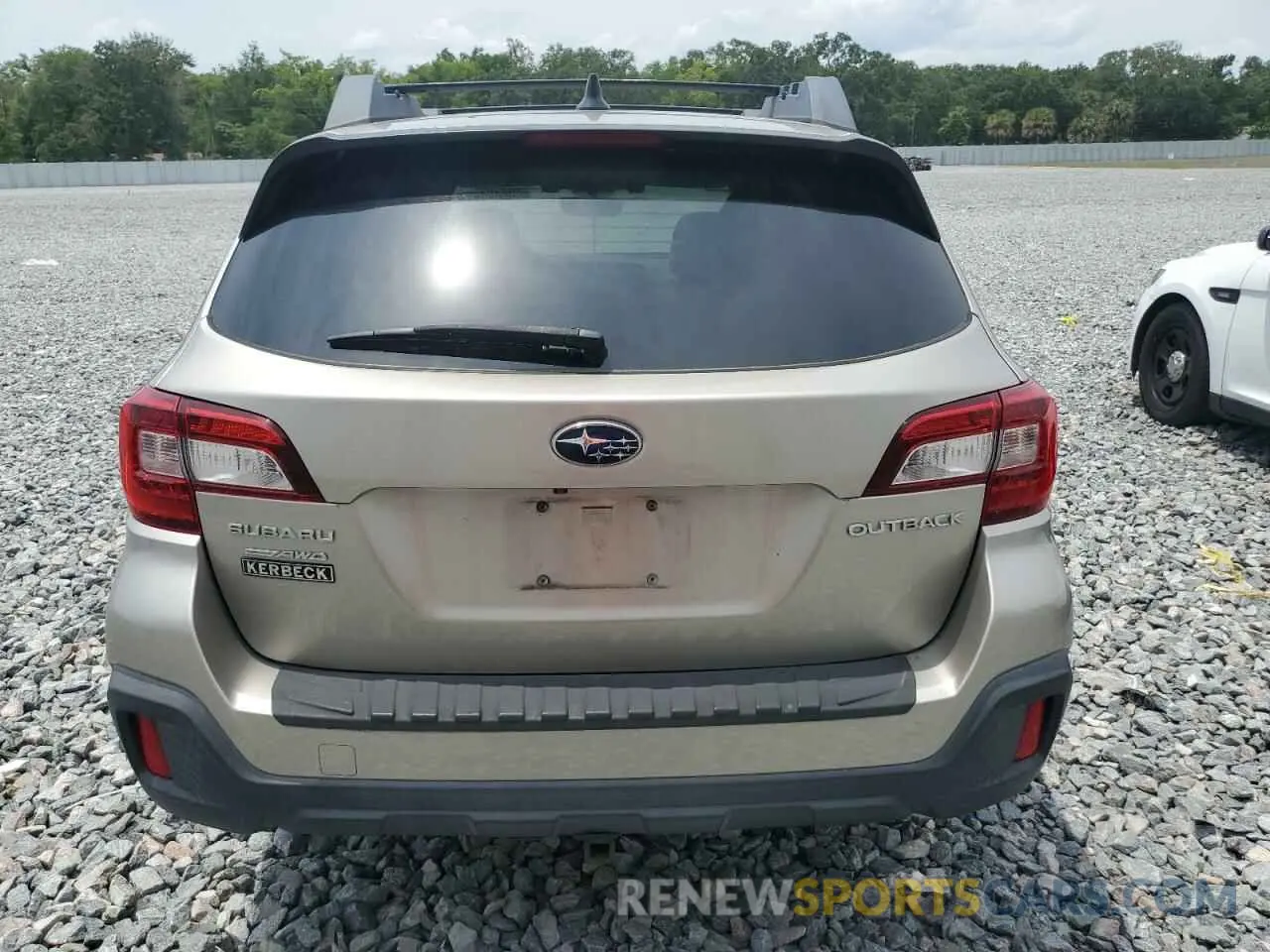 6 Photograph of a damaged car 4S4BSAHC7K3204685 SUBARU OUTBACK 2019